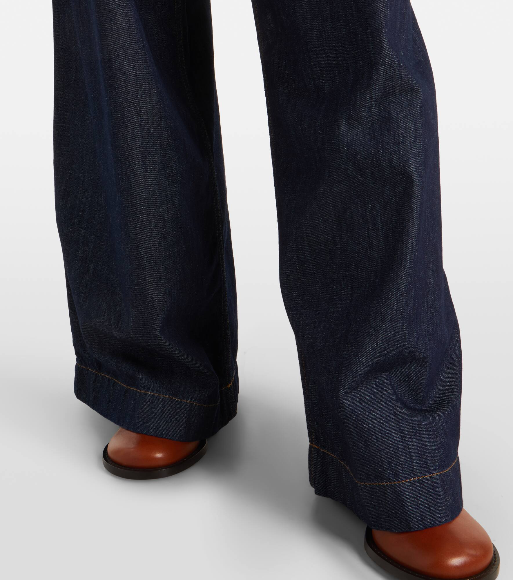 Pleated high-rise wide-leg jeans - 5