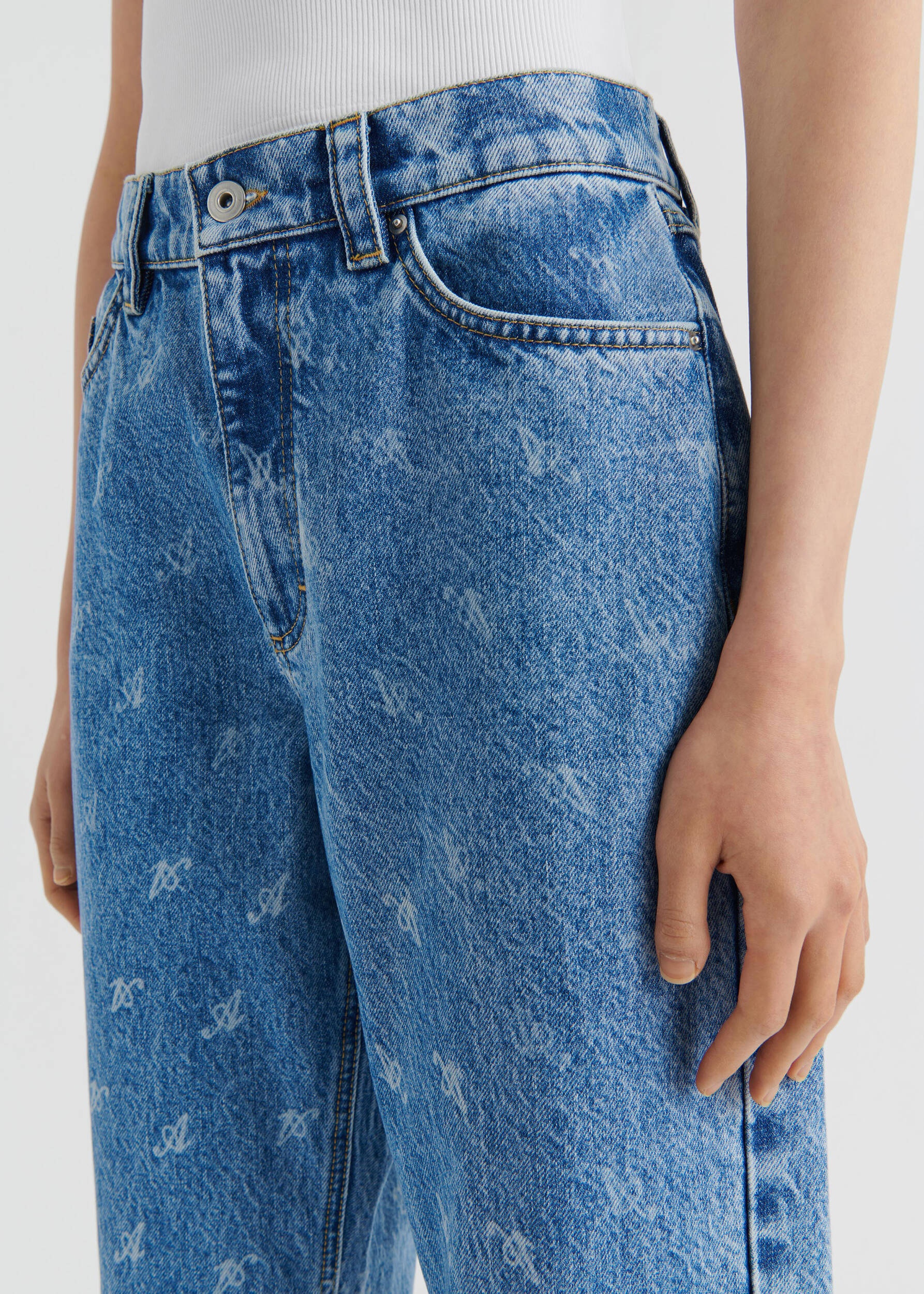 Faded Signature Sly Jeans - 5