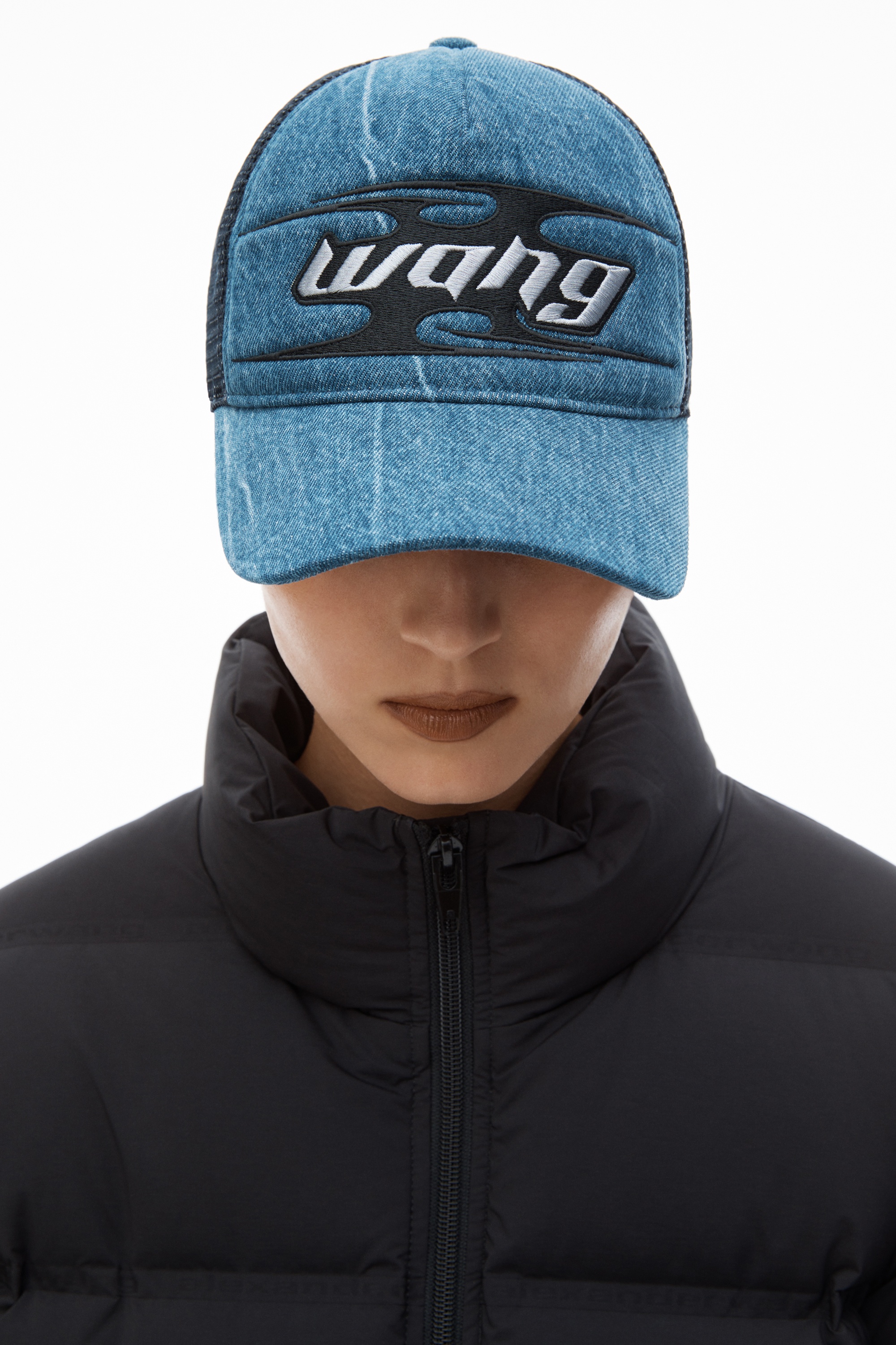 blade logo-embroidered trucker hat in cotton - 4