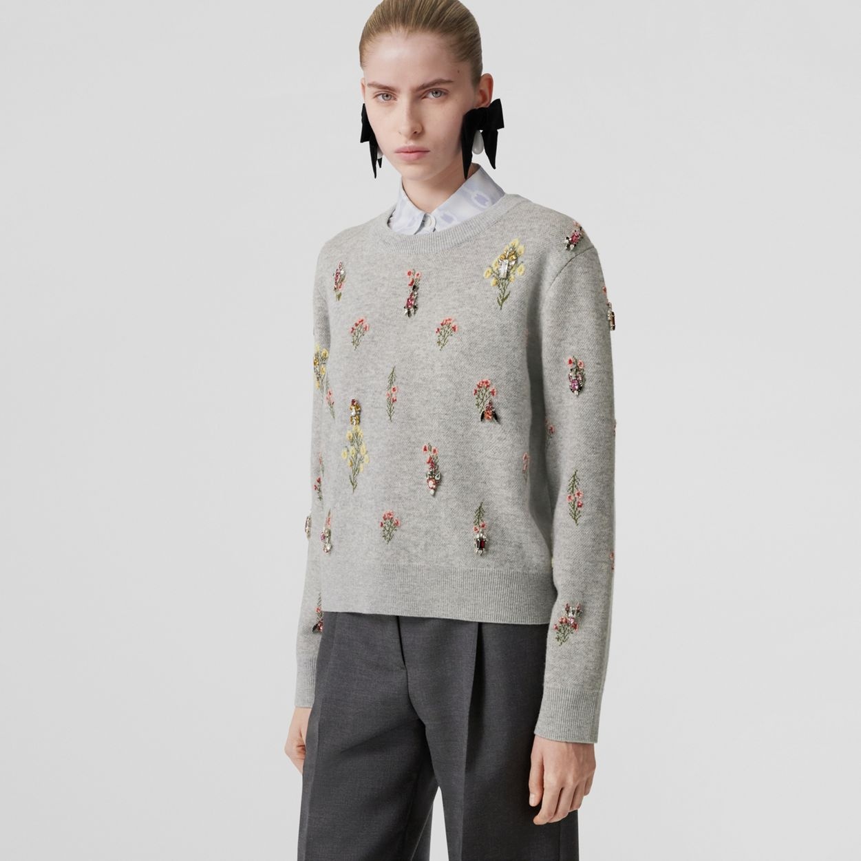 Crystal Embroidered Floral Wool Blend Sweater - 4