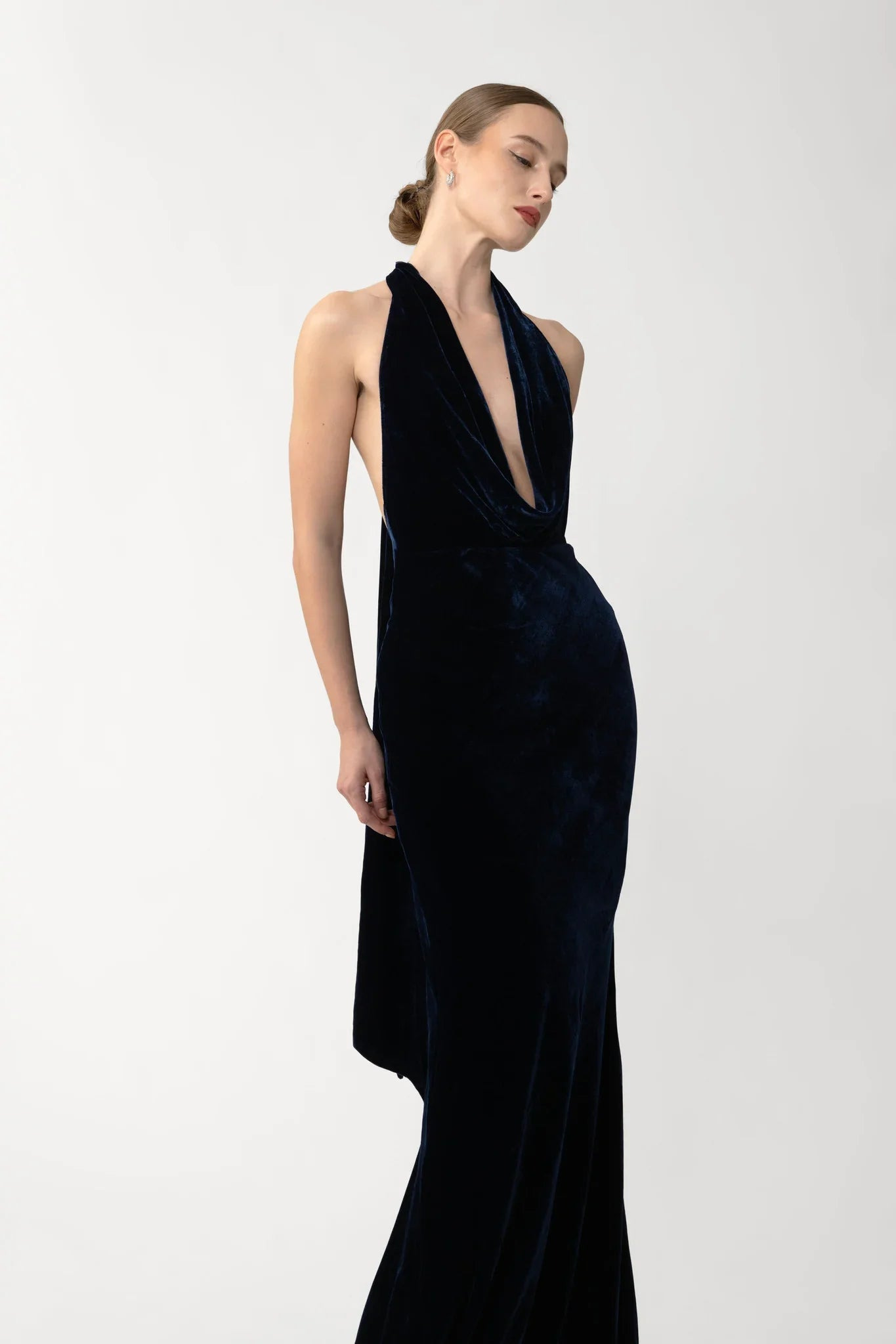PEARL VELVET GOWN - 3