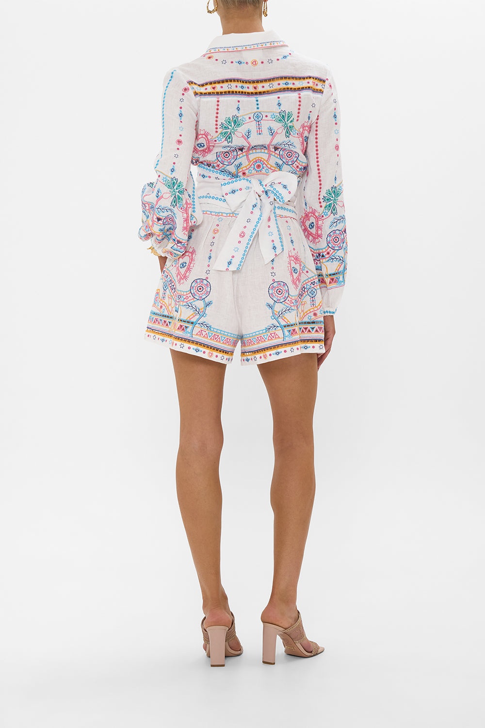 TUCK FRONT SHORT WITH BELT - 3