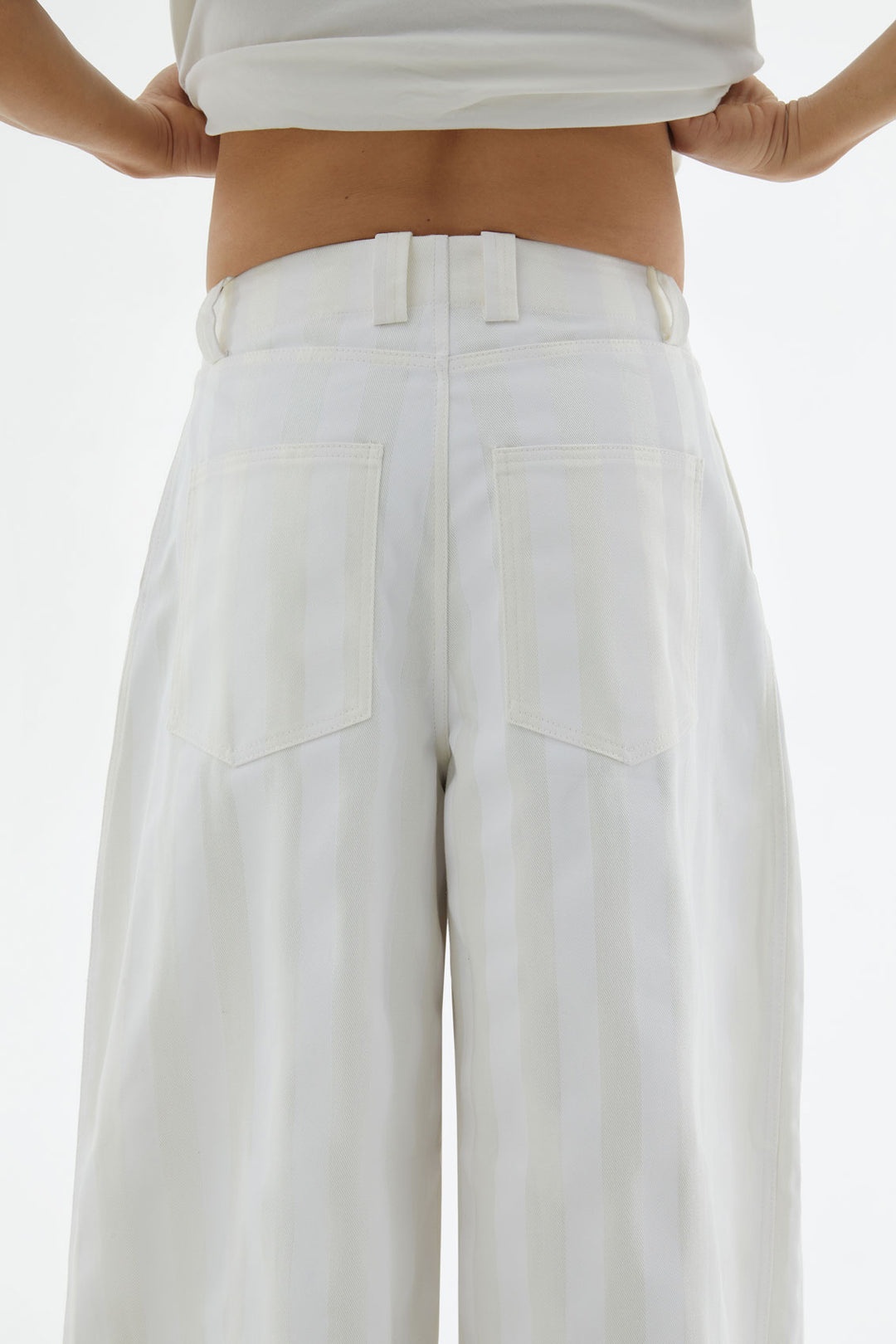 EXTRA OVERSIZED WHITE STRIPED PANTS - 5