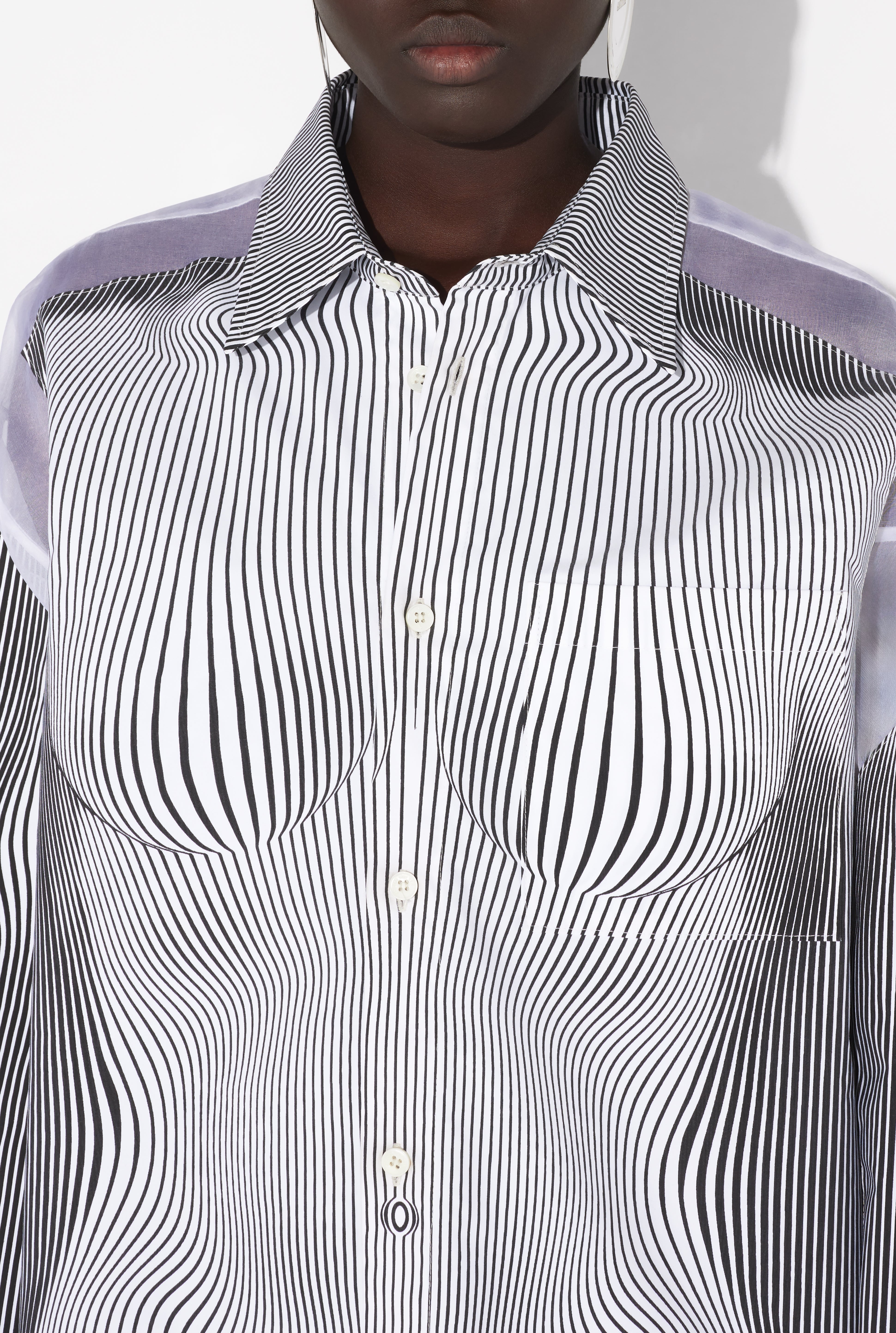 THE PETIT GRAND PINSTRIPE BODY MORPHING SHIRT - 4