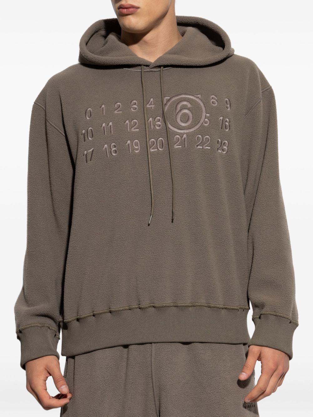 numbers-embroidered fleece hoodie - 3