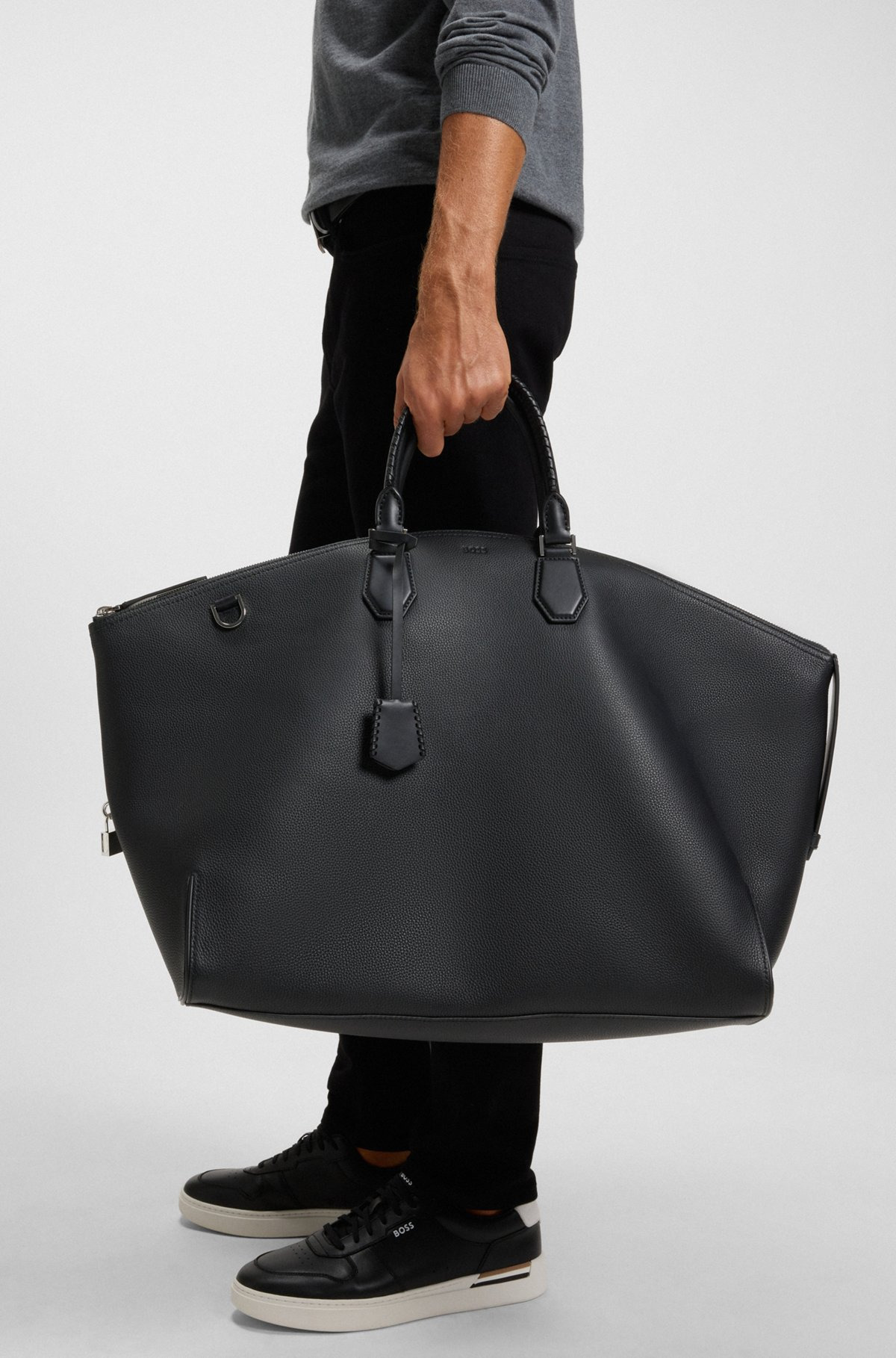 GRAINED-LEATHER HOLDALL WITH DETACHABLE METAL PADLOCK - 4