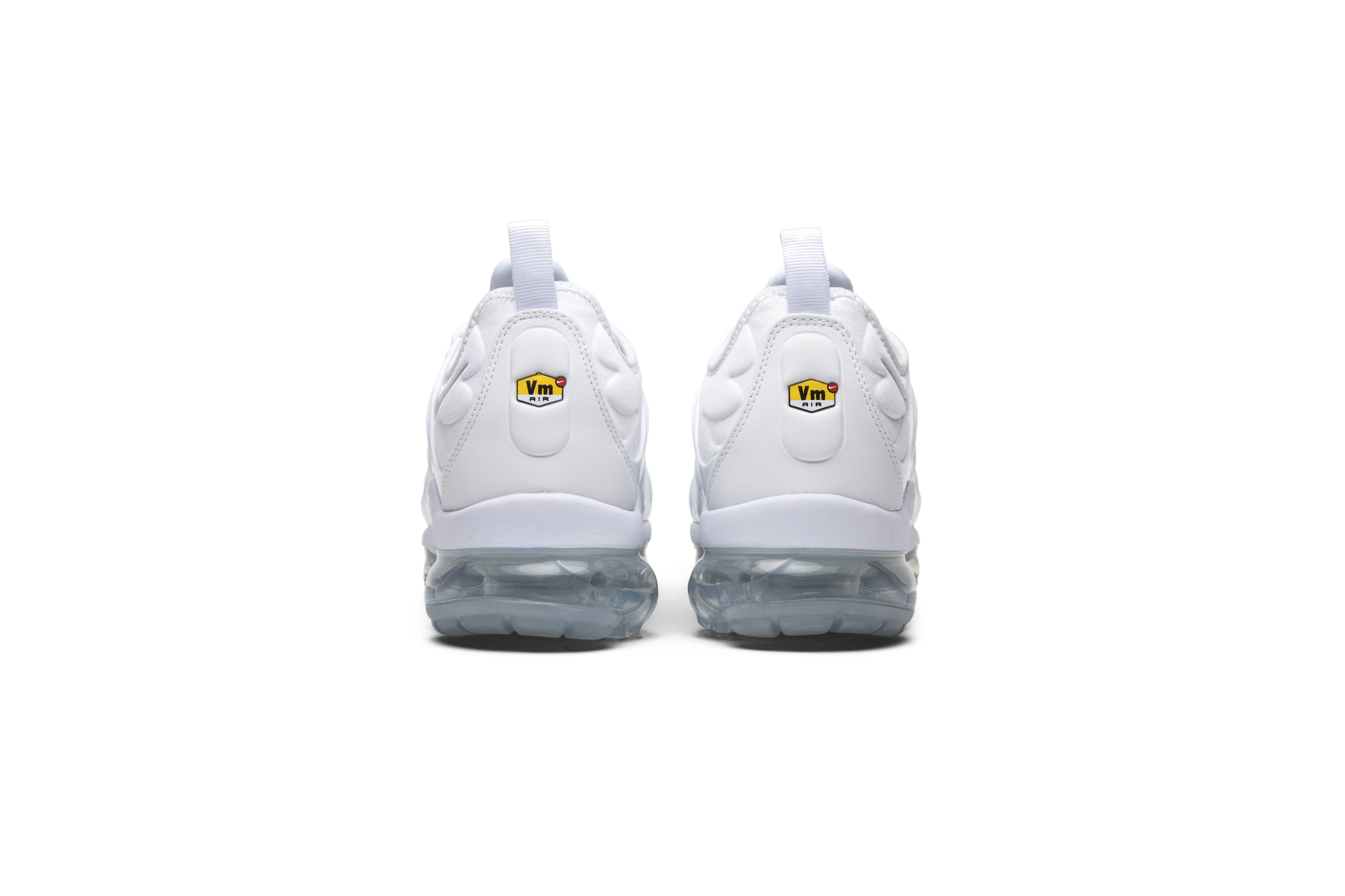 Air VaporMax Plus 'White Platinum' - 6