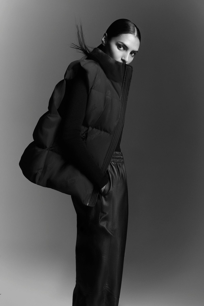 MACKAGE LARRY-CITYMG Jacquard logo pattern down vest outlook