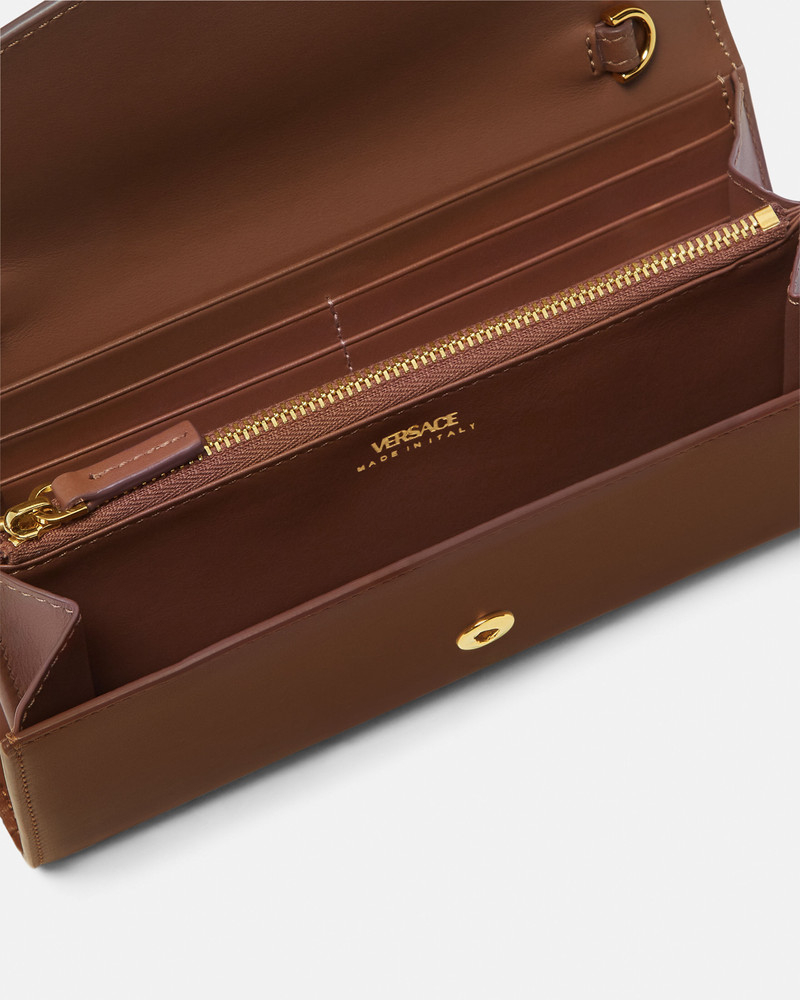 V Leather Wallet On Chain 3