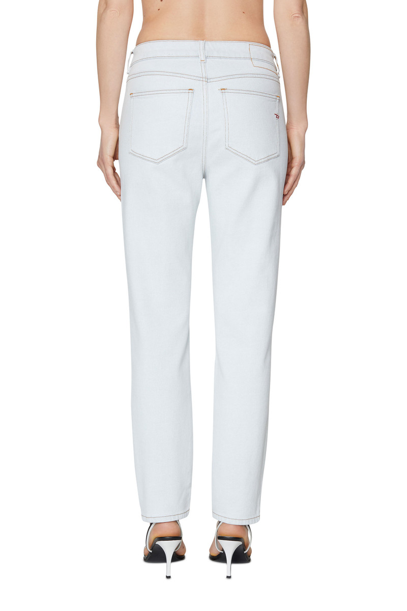 2004 09C06 TAPERED JEANS 5
