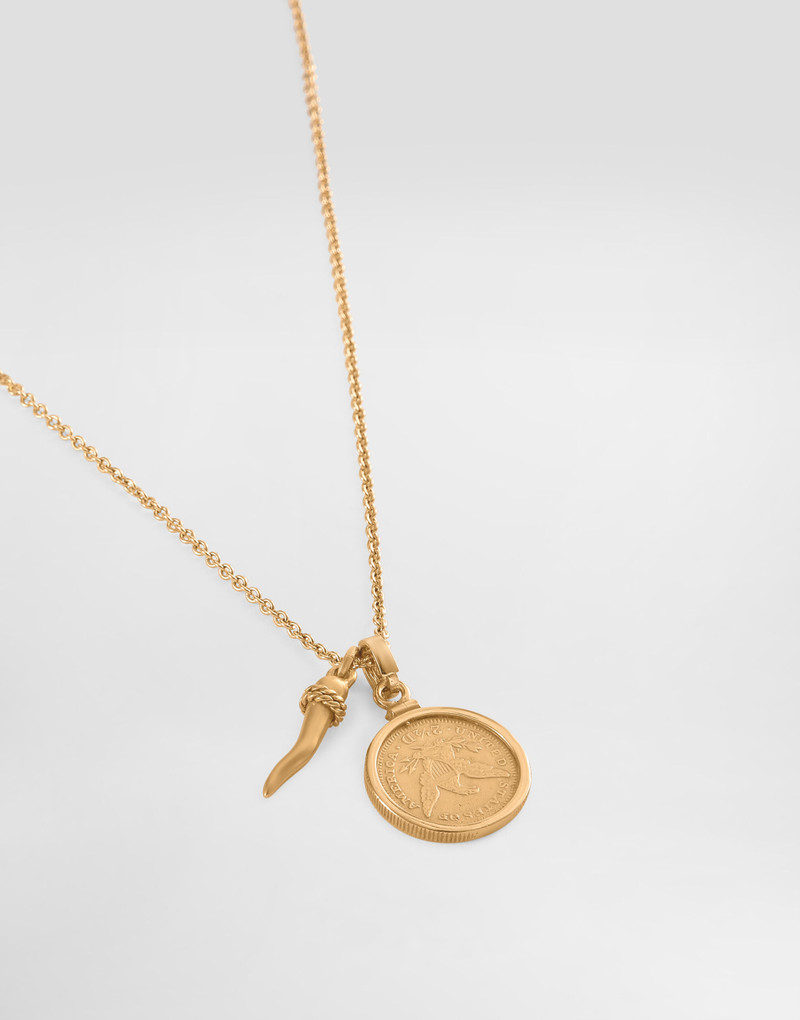 Dolce & Gabbana Necklace with medal and horn outlook