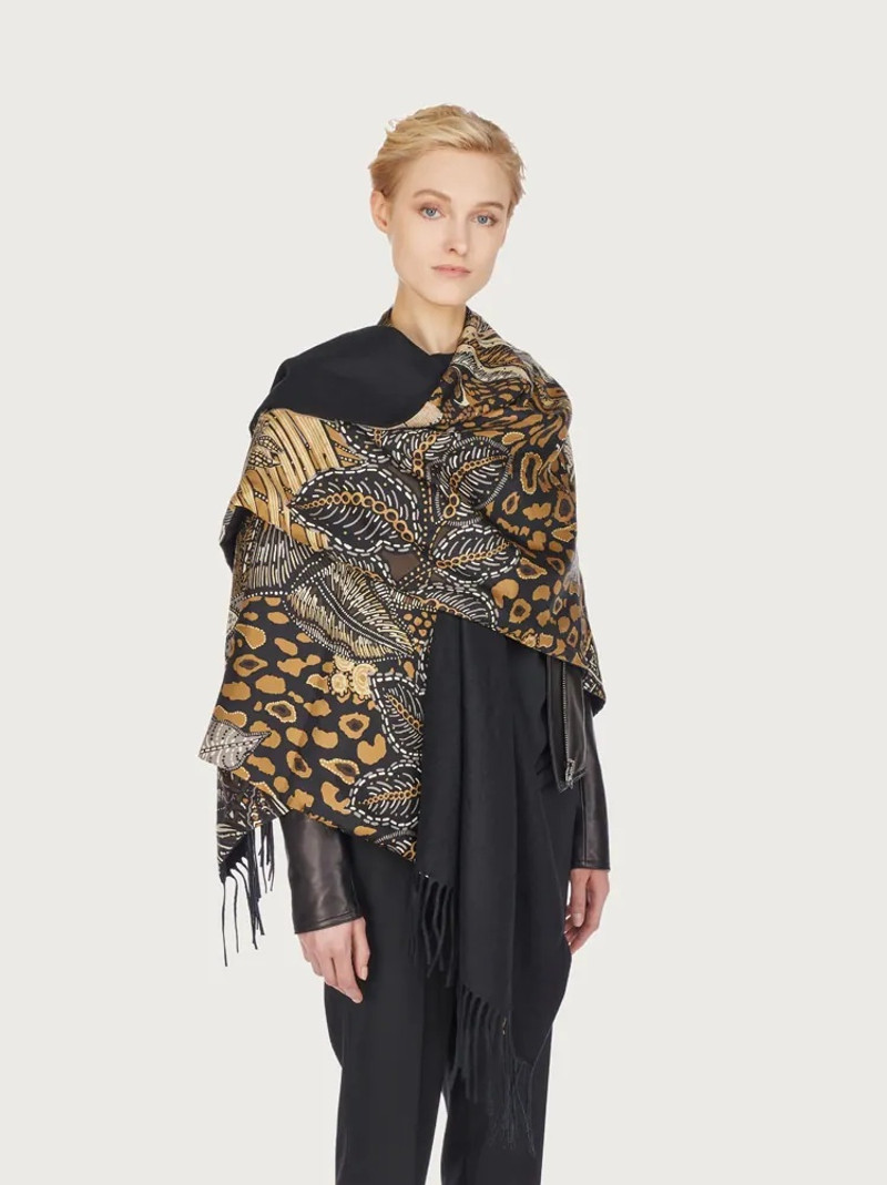 FERRAGAMO BATIK PRINT CAPE outlook