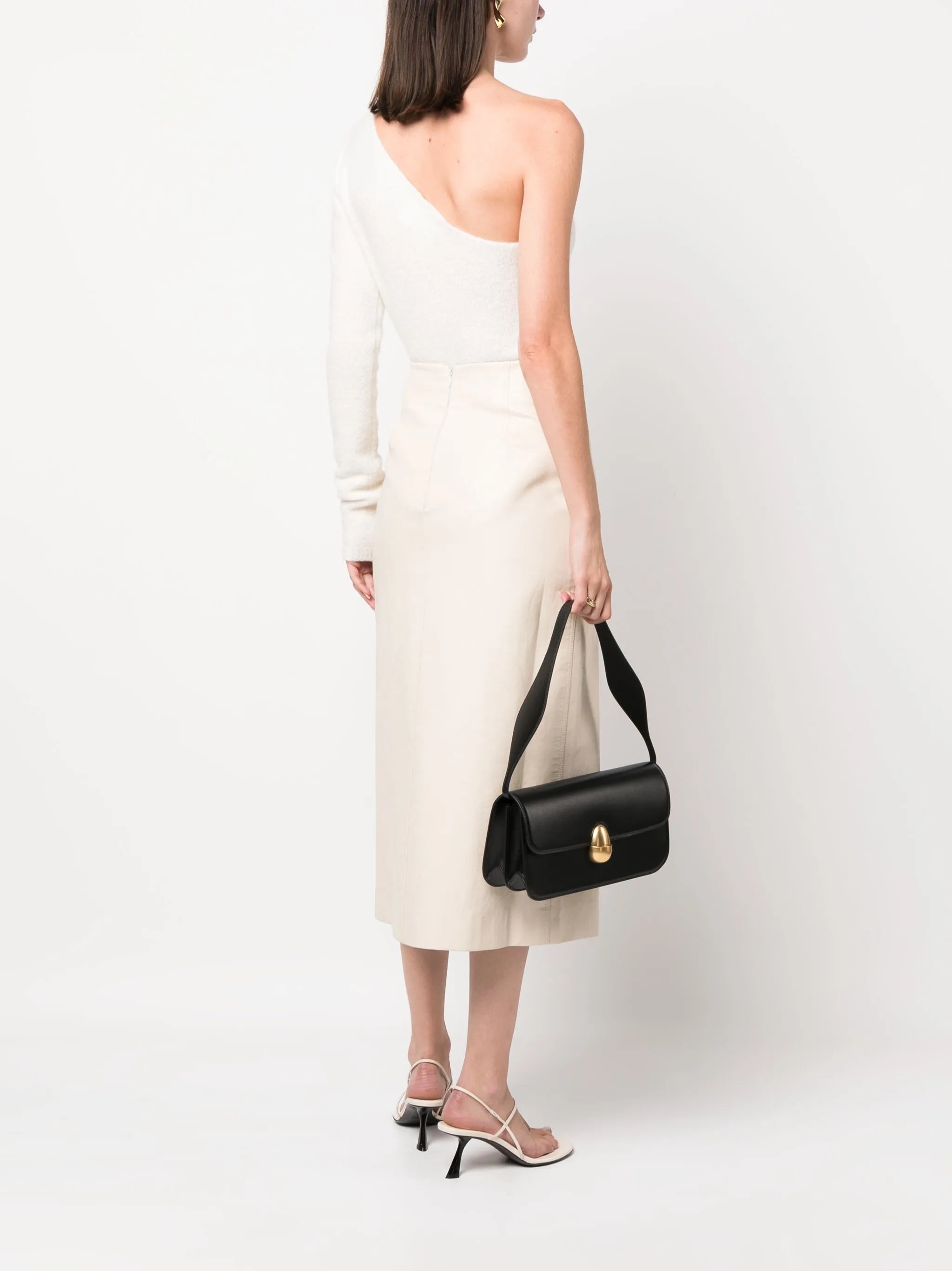 Polished-finish Shoulder Bag - 5