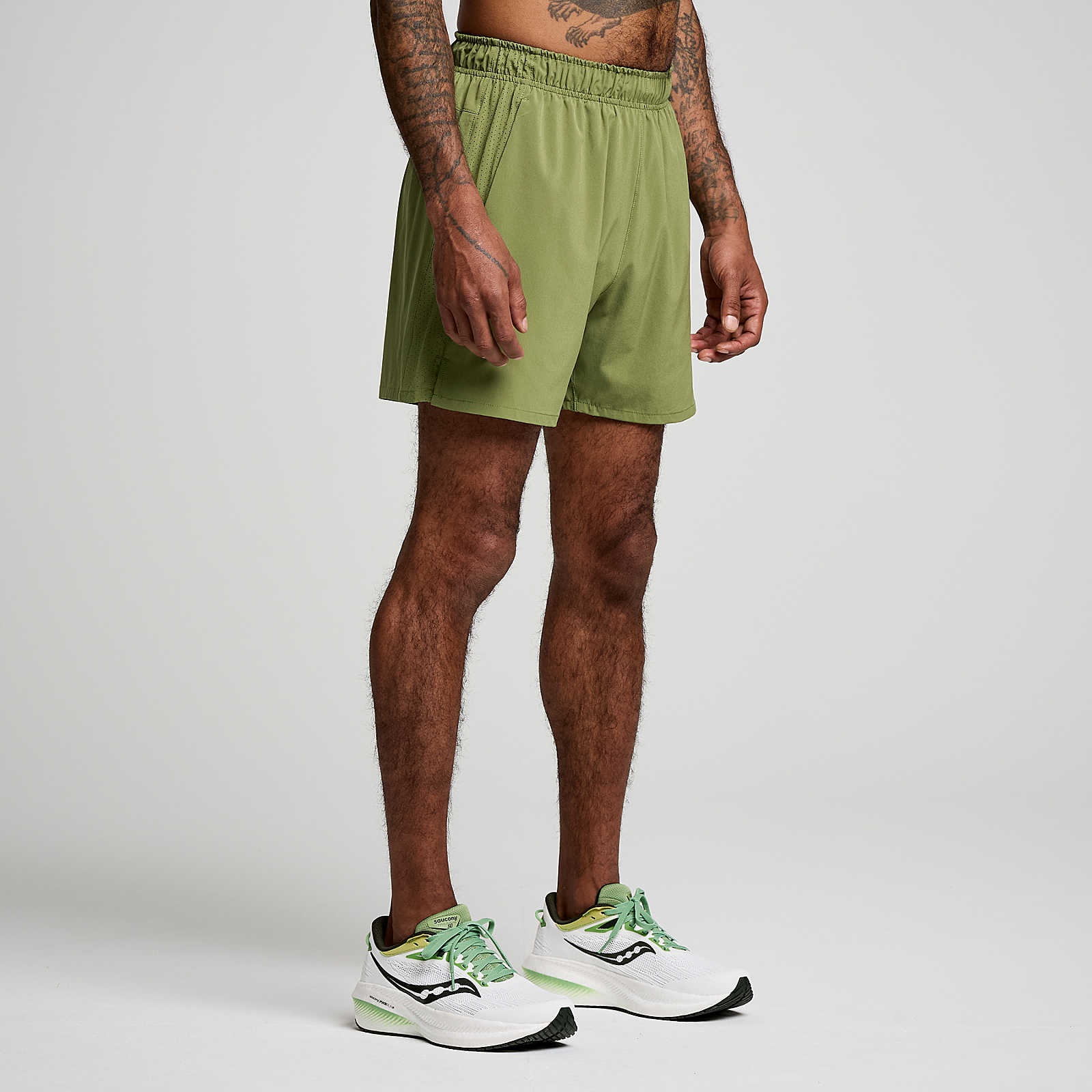 Outpace 5" Short - 4
