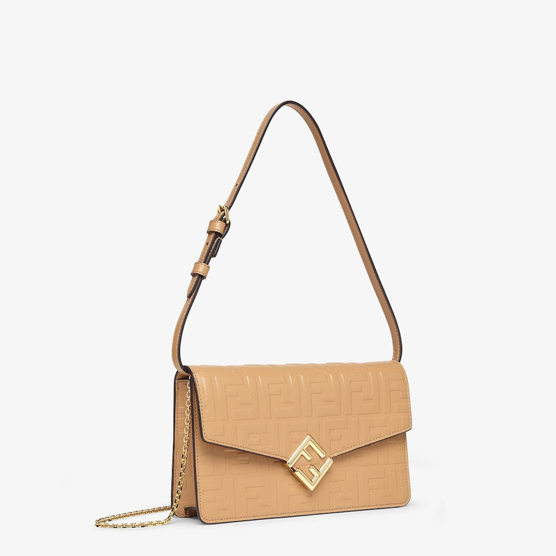 FENDI FF Diamonds Wallet On Chain outlook