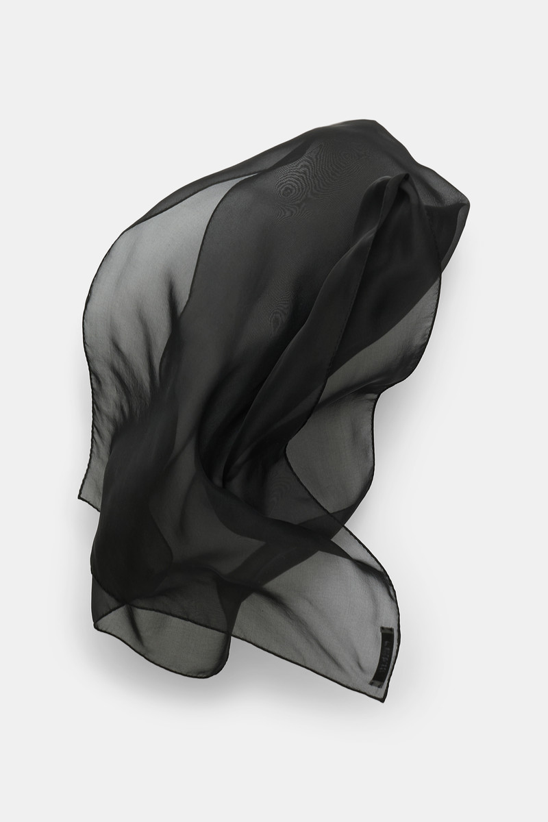 SHEER LIGHTNESS scarf 1