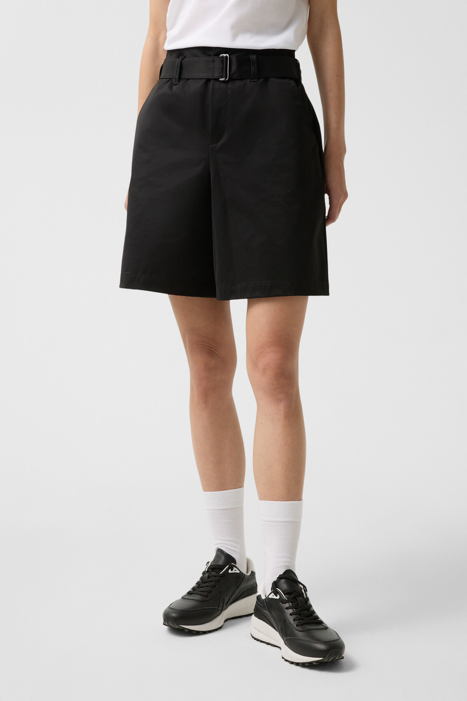Lexi functional shorts in Black - 2