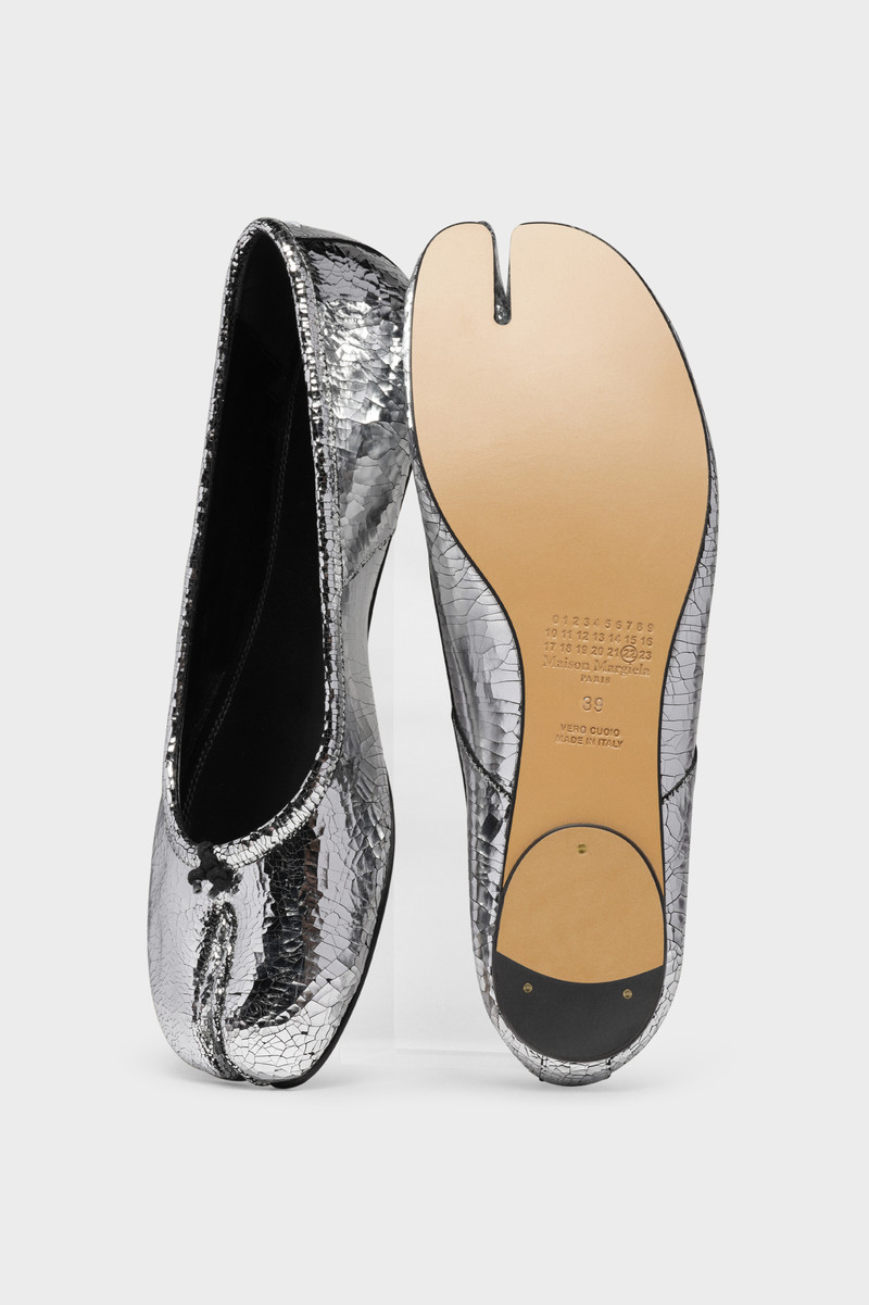 Maison Margiela Tabi broken mirror ballerina outlook