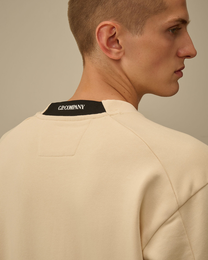 Diagonal Raised Fleece Crewneck Lens Sweatshirt 6