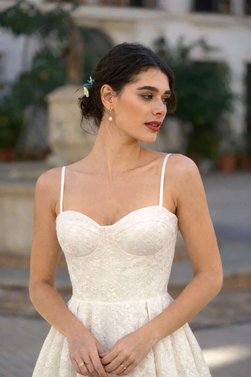 Gaâla Isla Lace Dress outlook