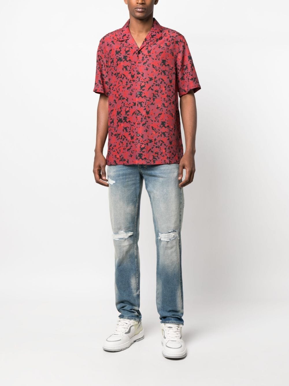 Cuban-collar pixelated-print shirt - 2