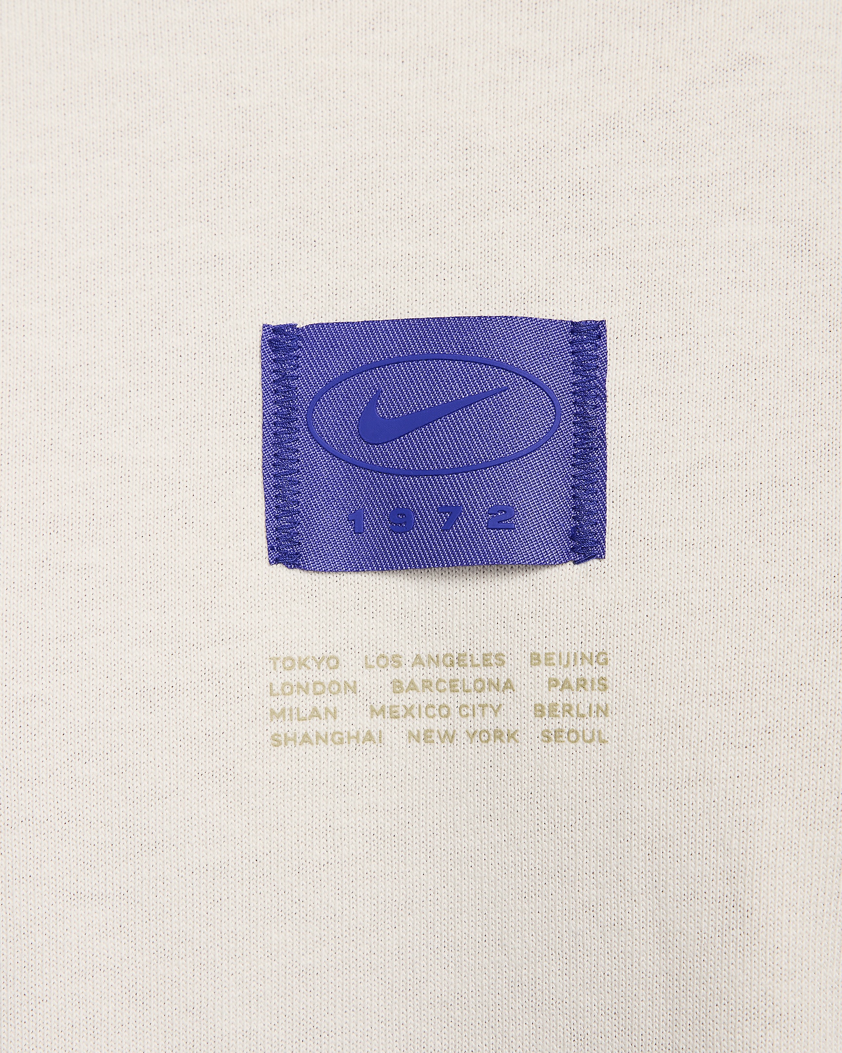 Nike Sportswear Men's Max90 T-Shirt - 4