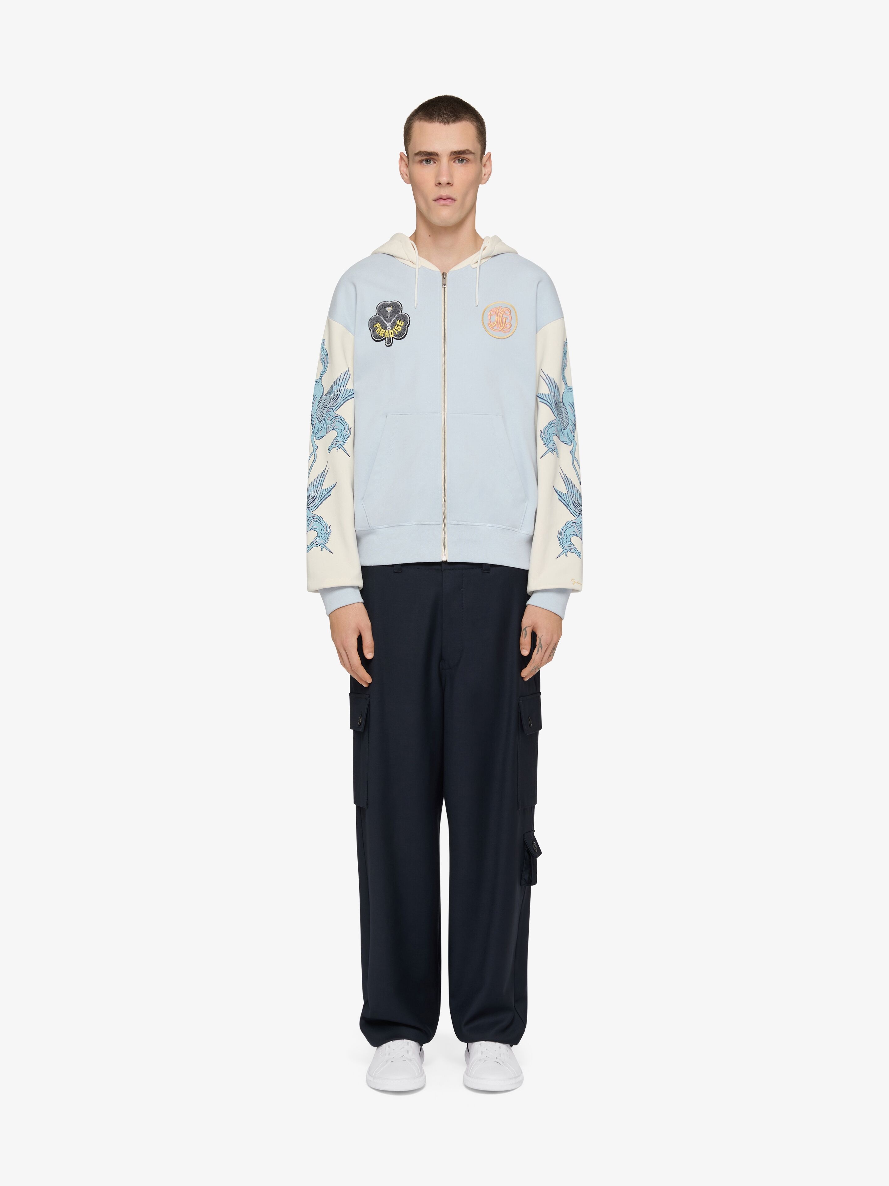 パーカー・フーディ GIVENCHY HOODIE WITH UNICORNS Givenchy unicorns-embroidered Fleece Hoodie | Black | FARFETCH
