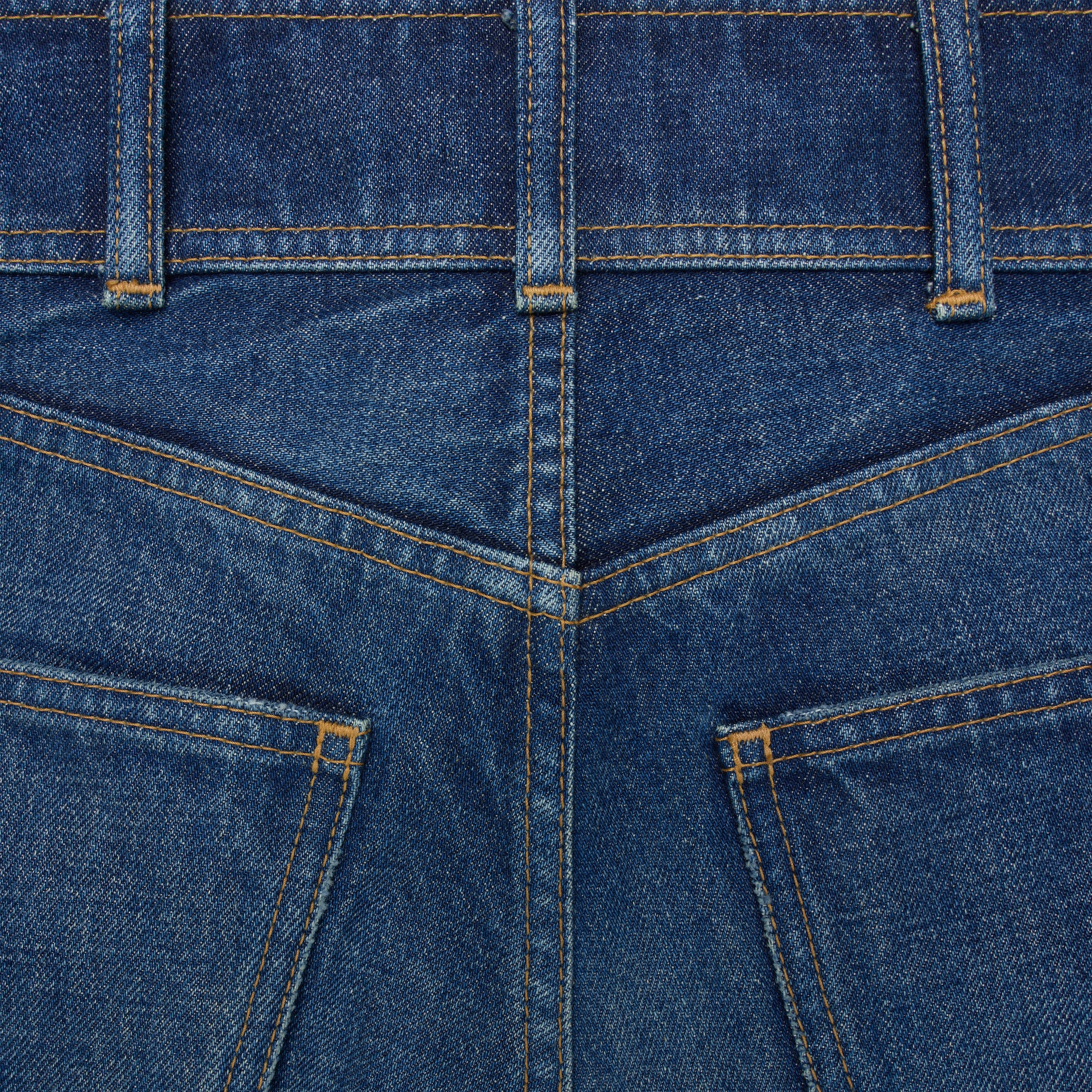kitty shorts in dark union wash denim - 3