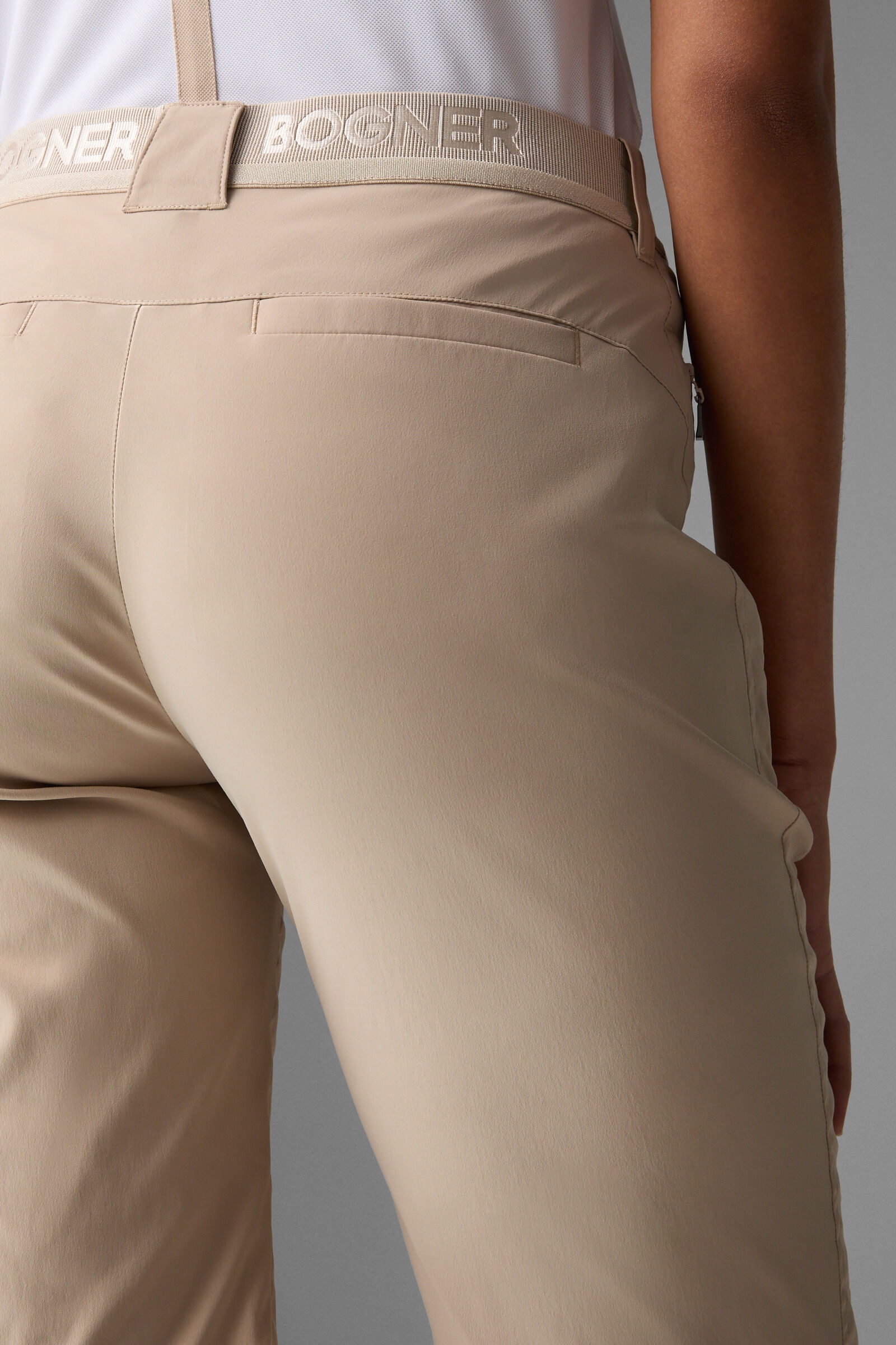 Zita functional shorts in Beige - 6