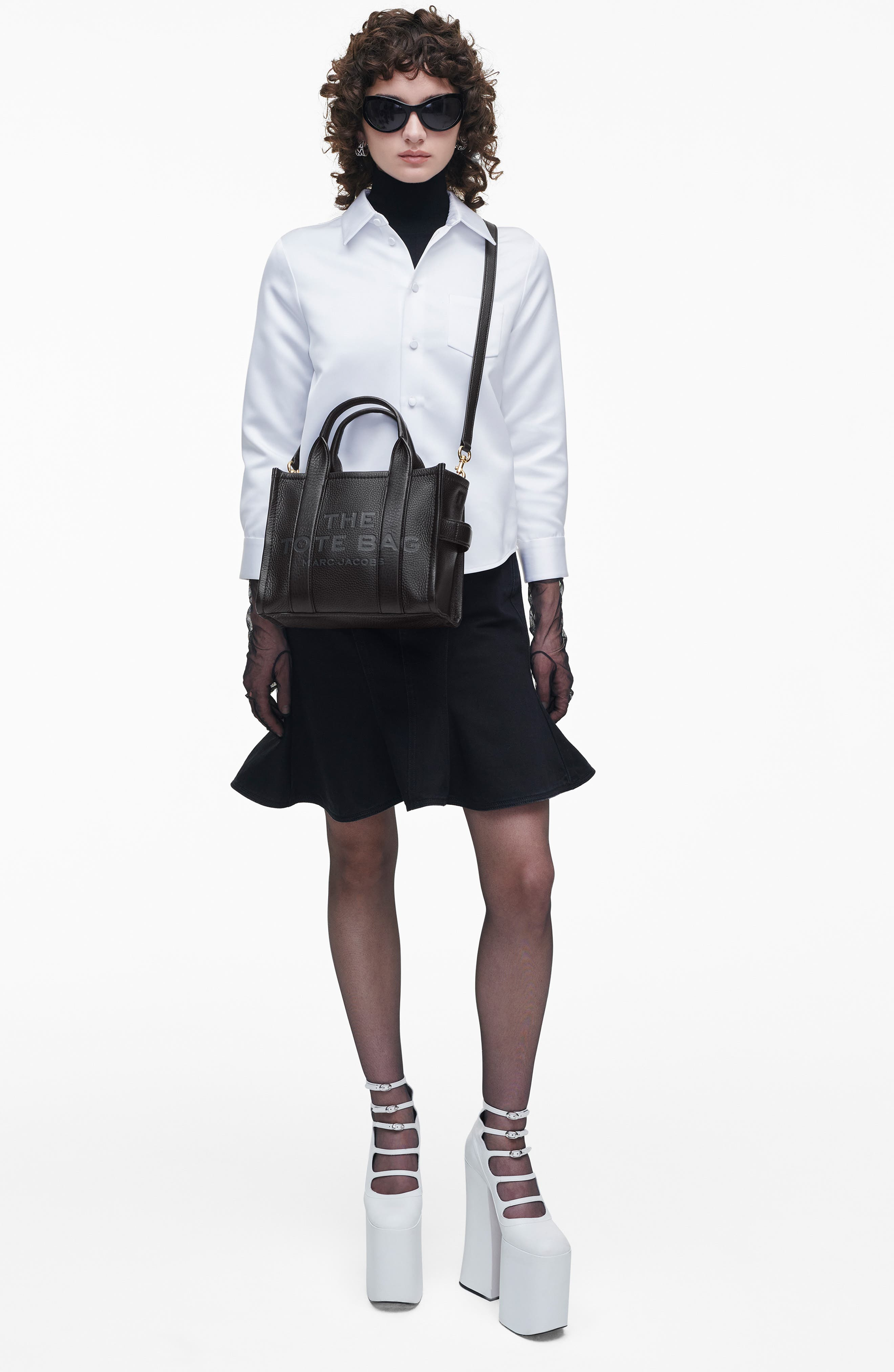 Marc Jacobs The Leather Small Tote Bag in Black at Nordstrom - 2