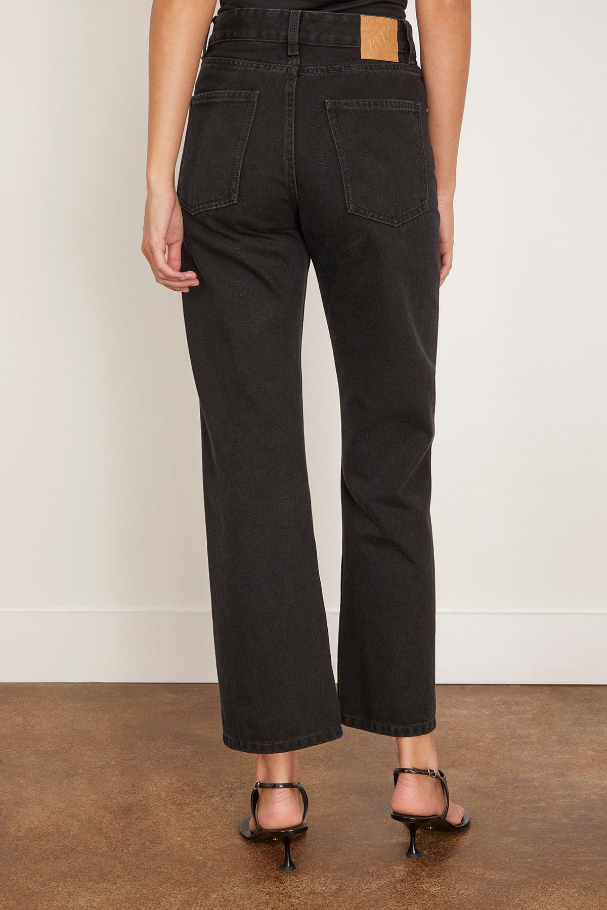 Curved Organic Cotton Denim Jean in Washed Black - 4