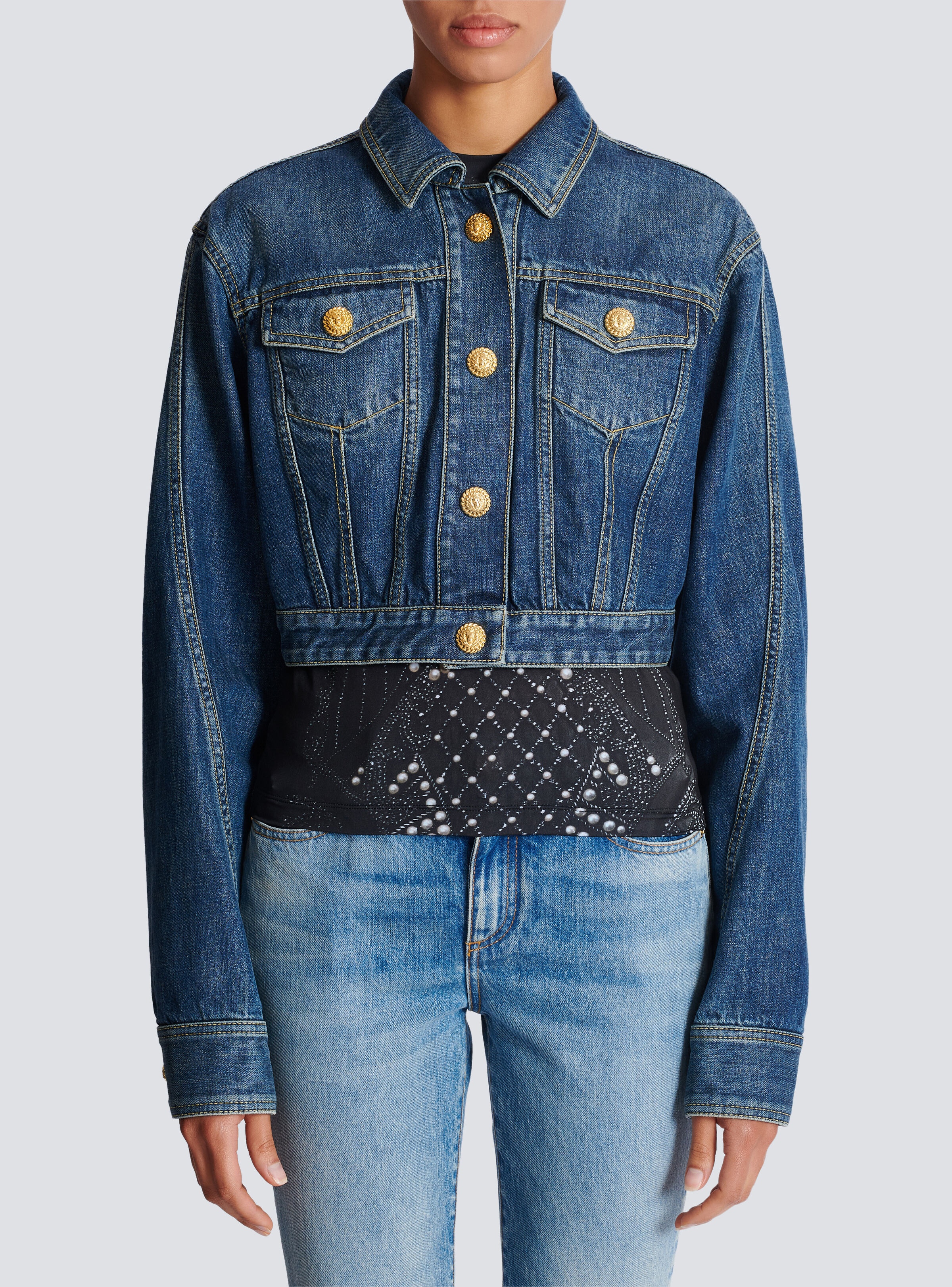 Cropped faded denim jacket - 5
