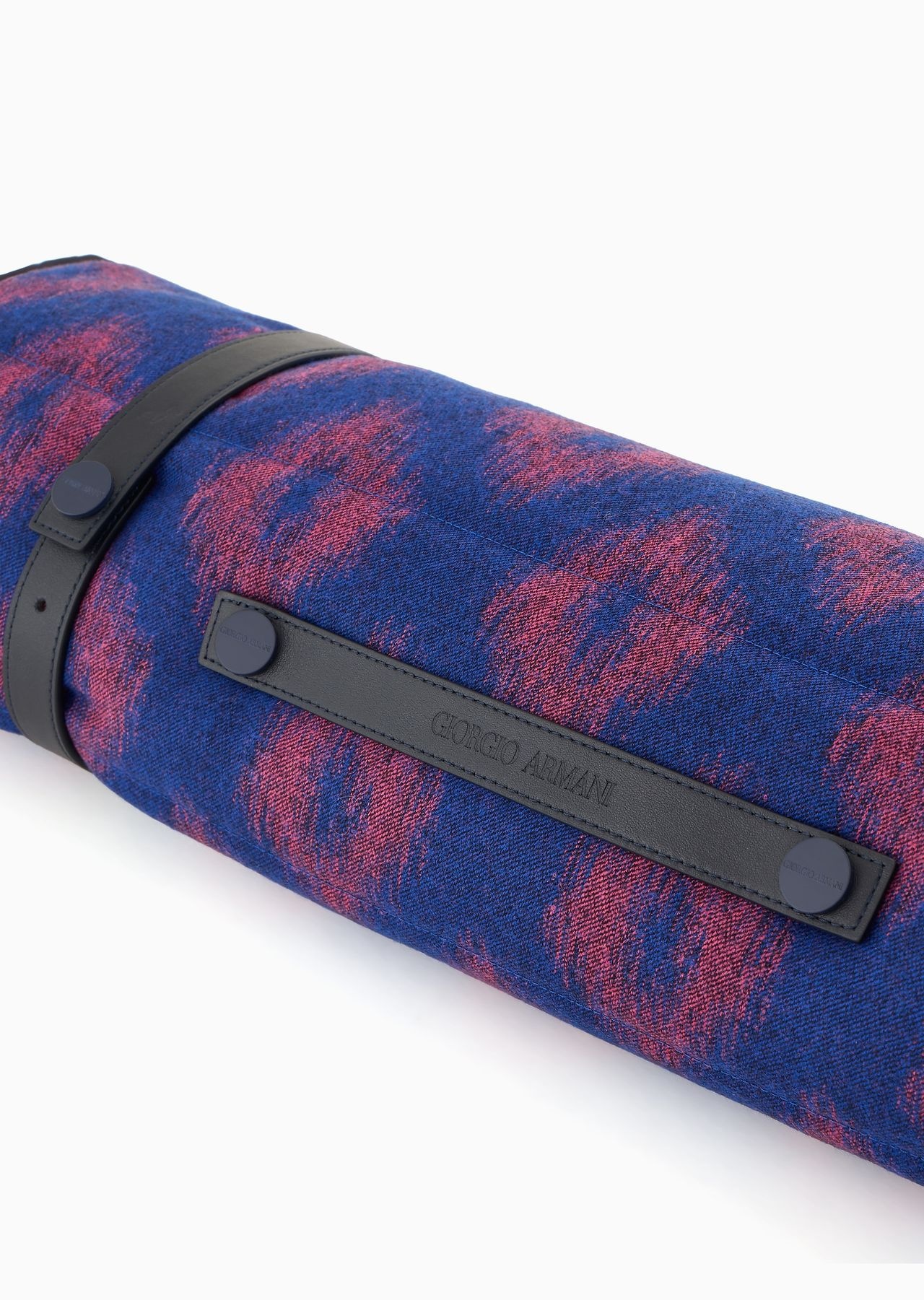 Poldo X Giorgio Armani Travel mat in Ikat jacquard flannel - 5