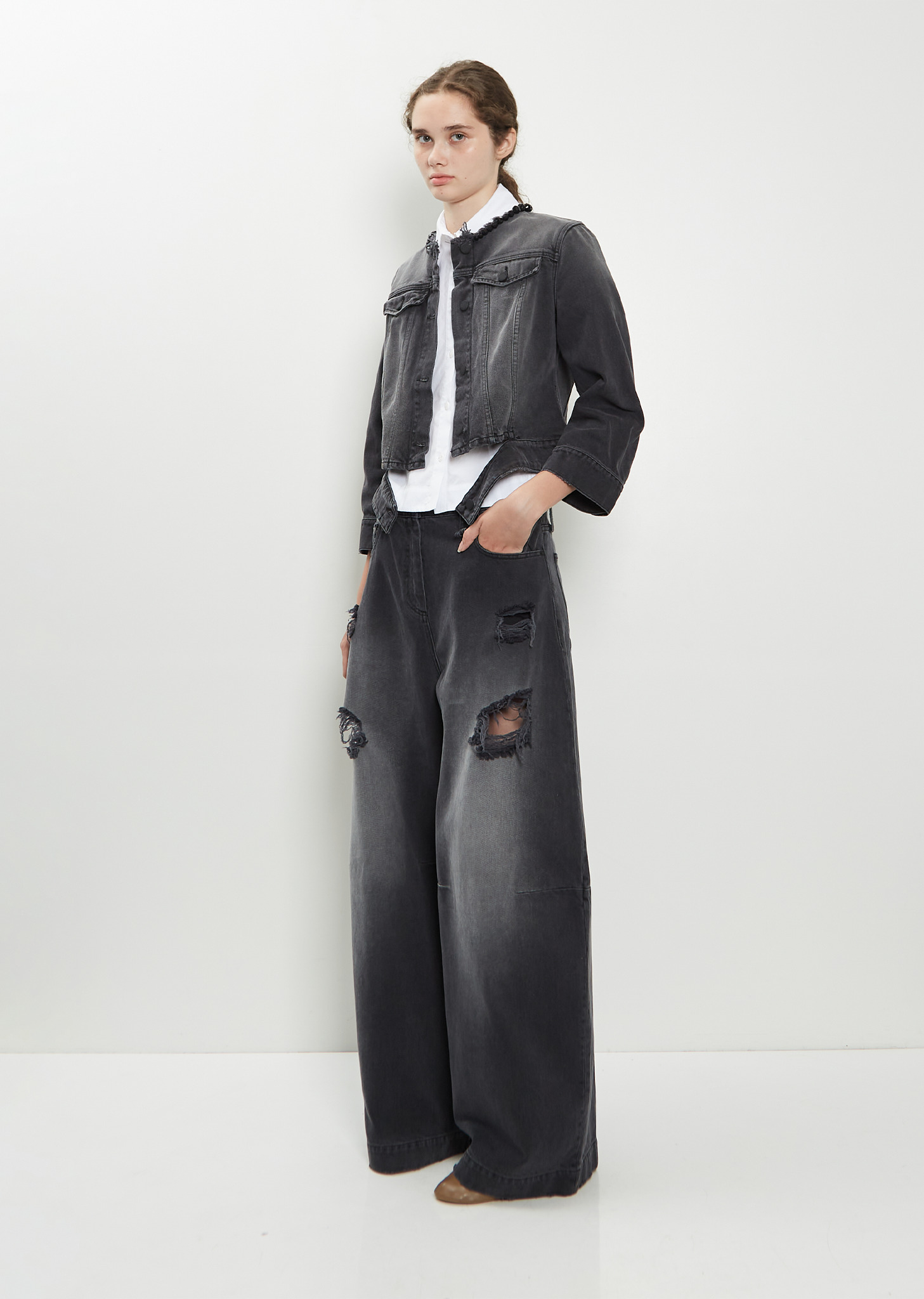 Embellished Neck Fitted Waist Denim Jacket - 4
