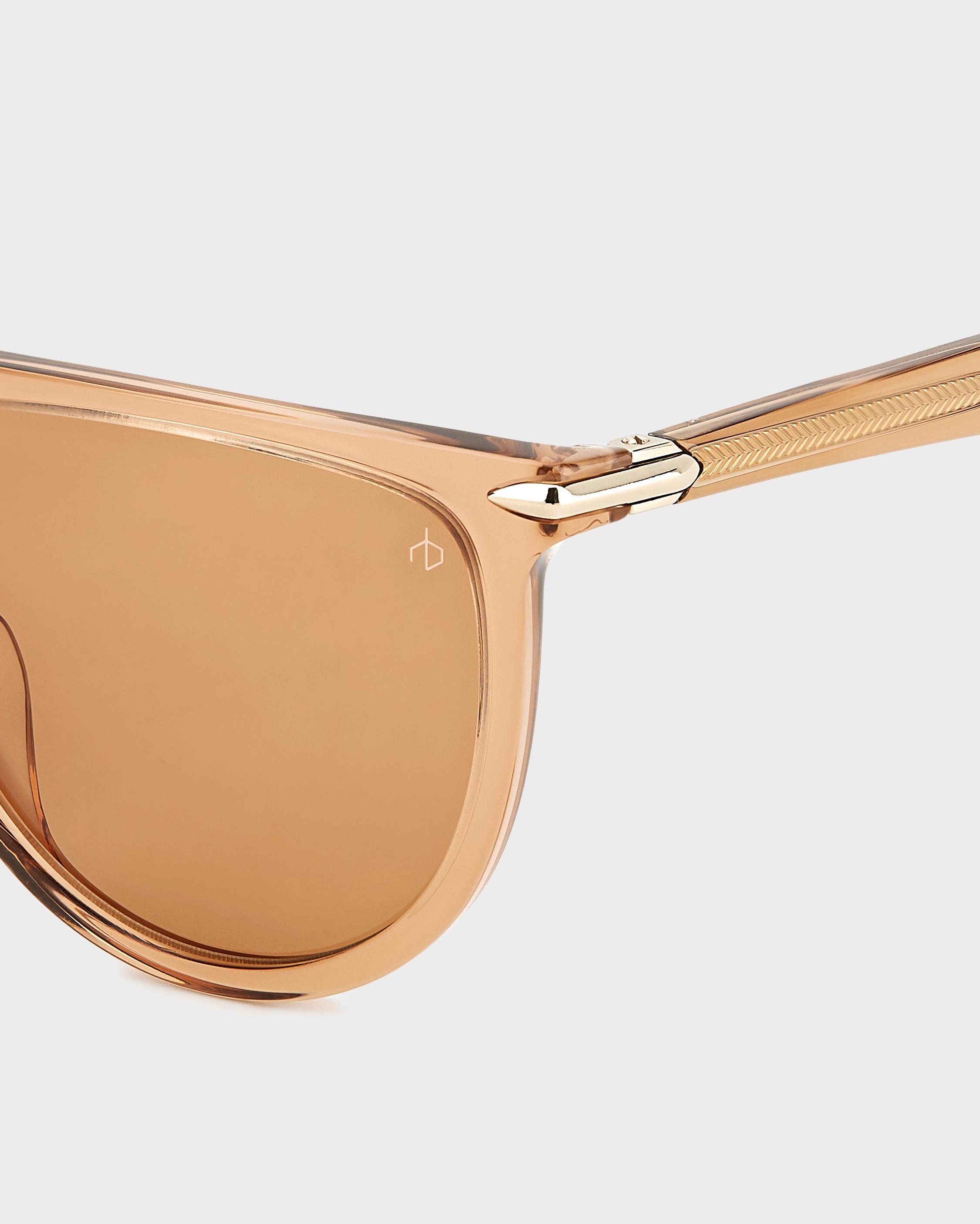 Serena
Shield Sunglasses - 3
