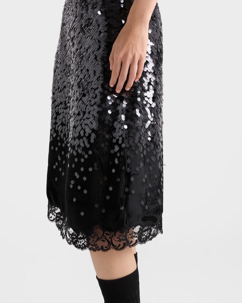 Embroidered velvet midi-skirt 4