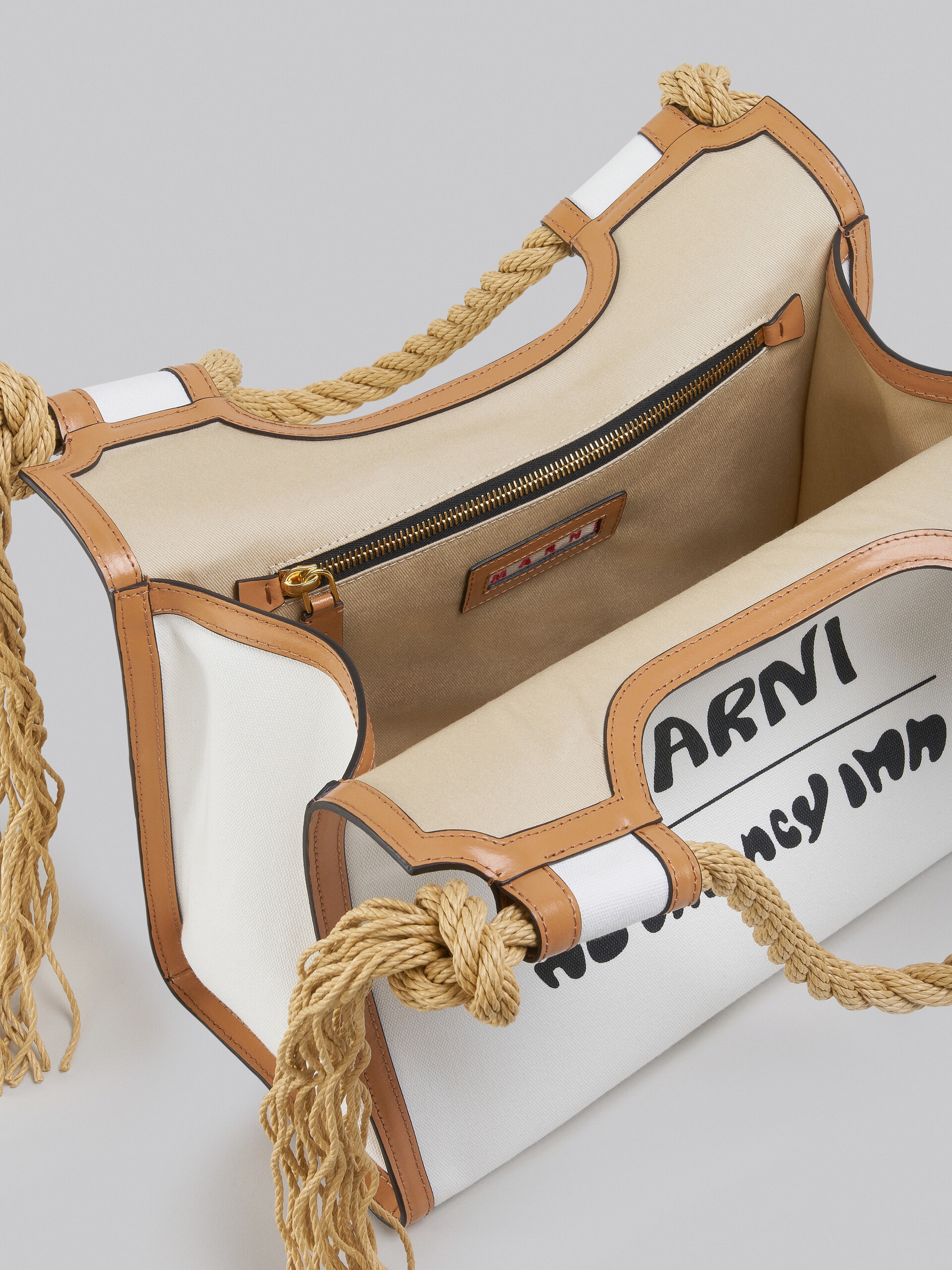 MARNI X NO VACANCY INN - MARCEL TOTE BAG IN WHITE CANVAS WITH BEIGE TRIMS - 4