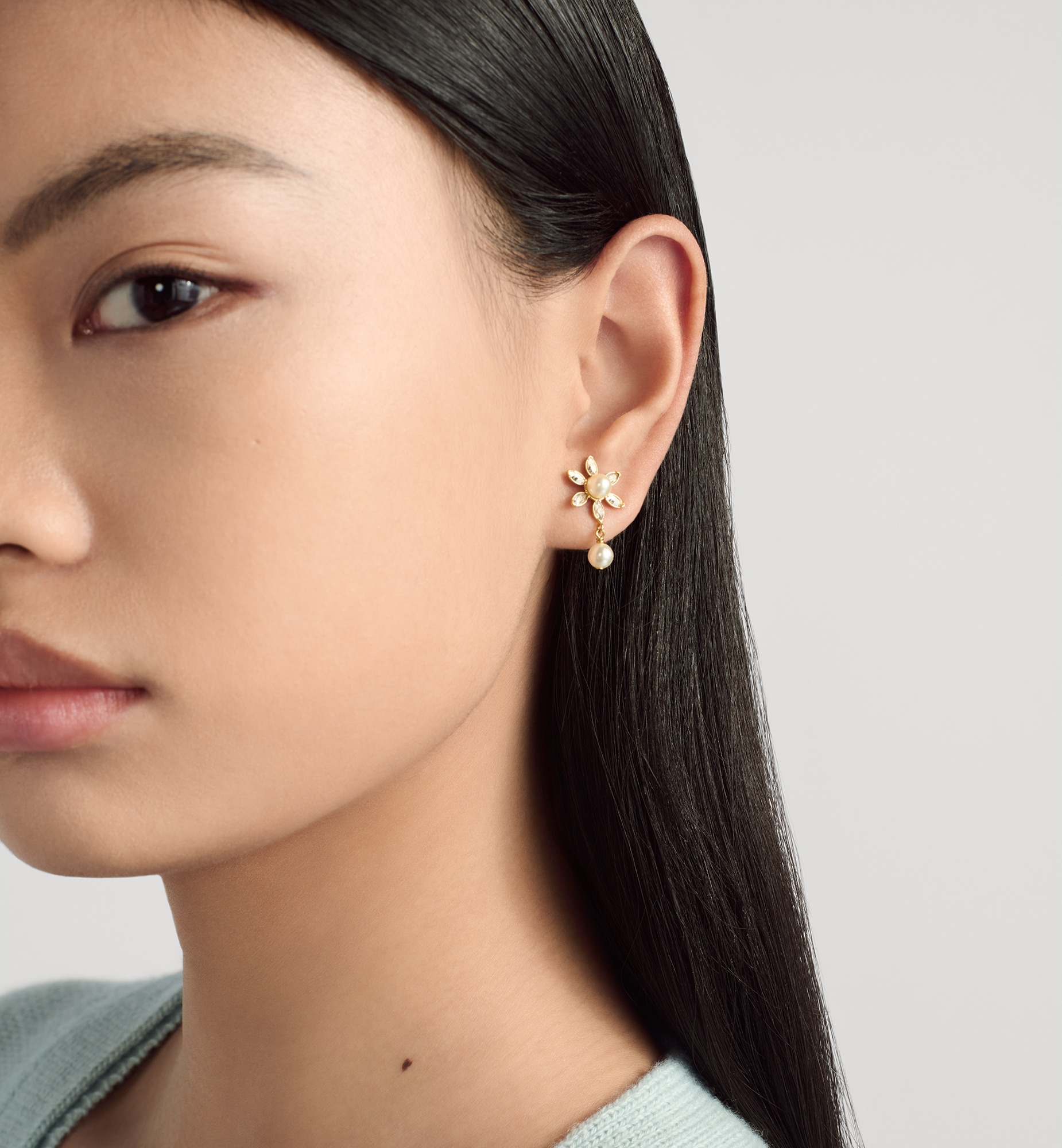 Bloom in Dior Earrings - 2
