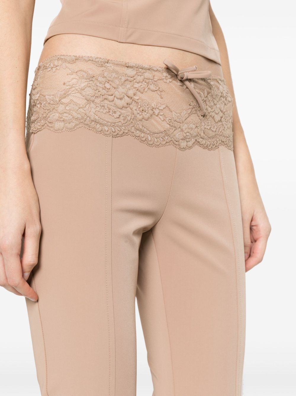 lace-panel slim-fit trousers - 5