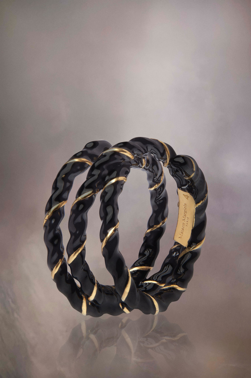 Maison Margiela Laces ring outlook