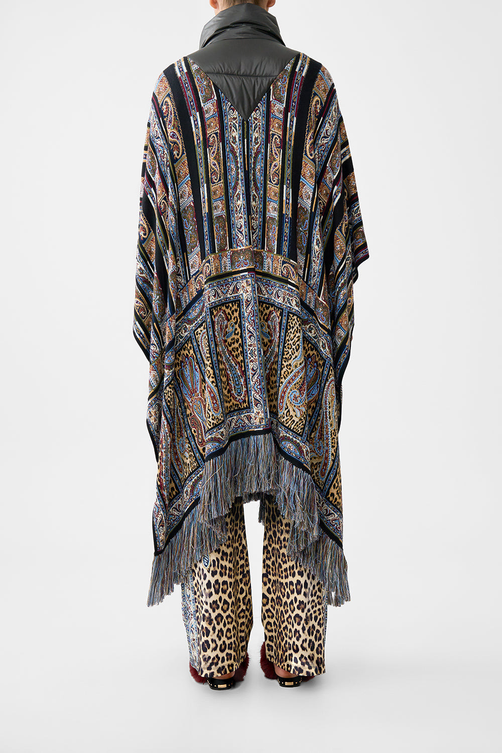 QUILTED COLLAR KNIT PONCHO - 3
