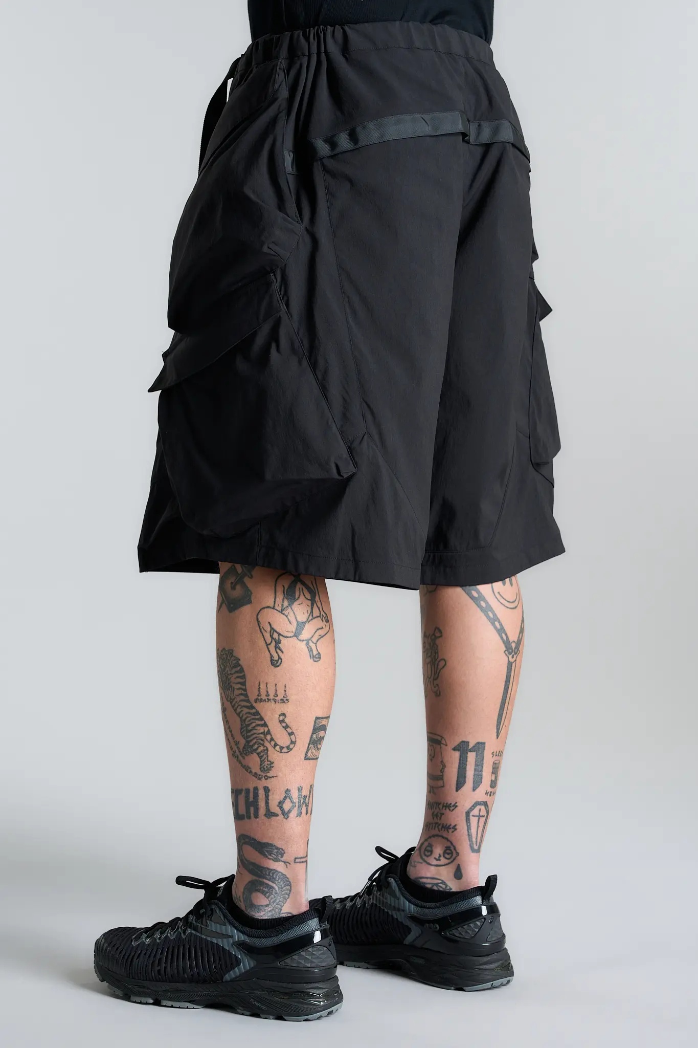 SP56A-M Nylon Stretch Double Cargo Short Pant Black - 11