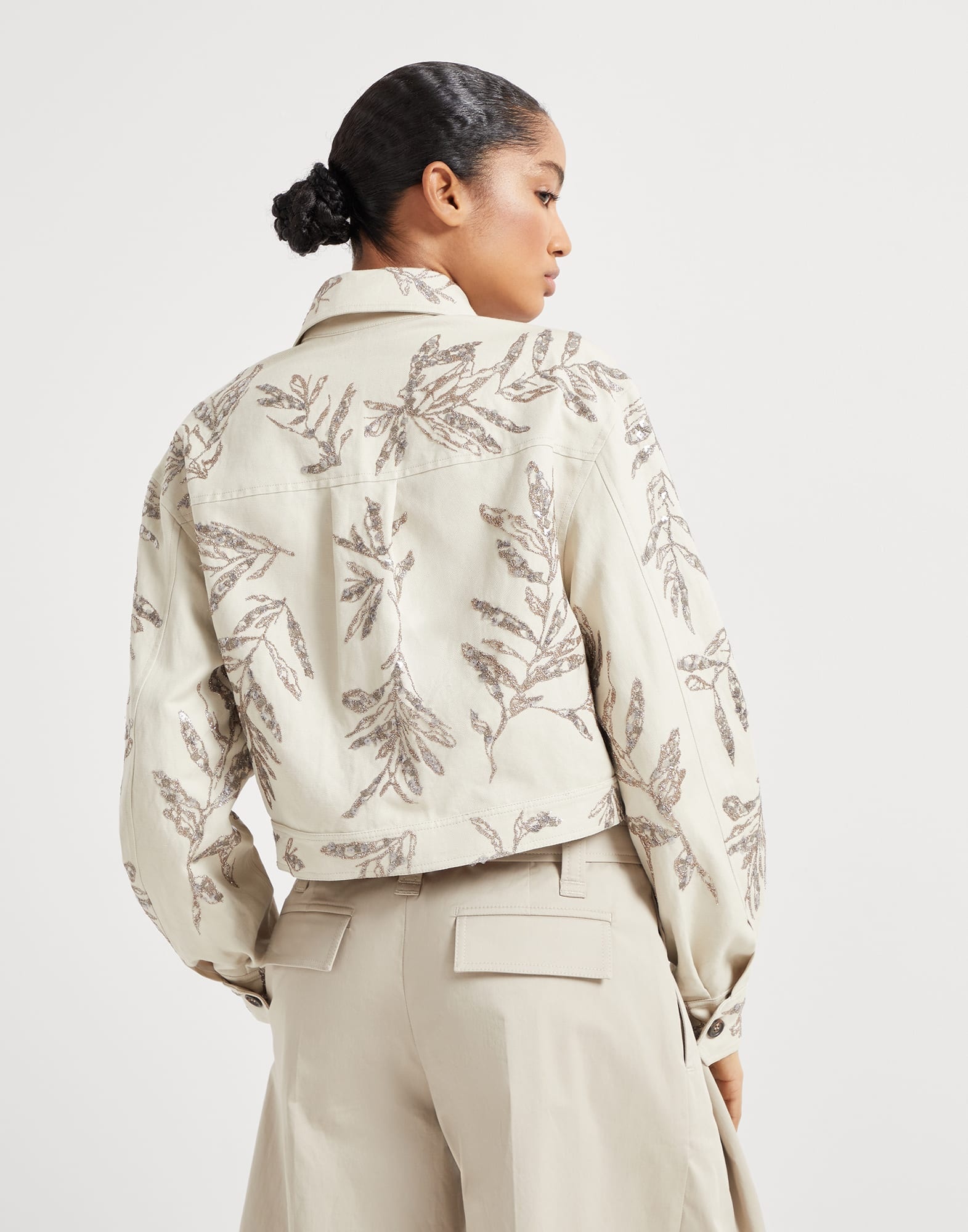 Cotton and linen canvas outerwear jacket with glistening herbarium embroidery - 2