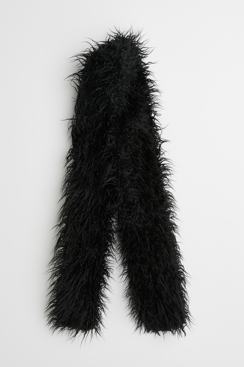 Floss Scarf Black Fake Fur 1