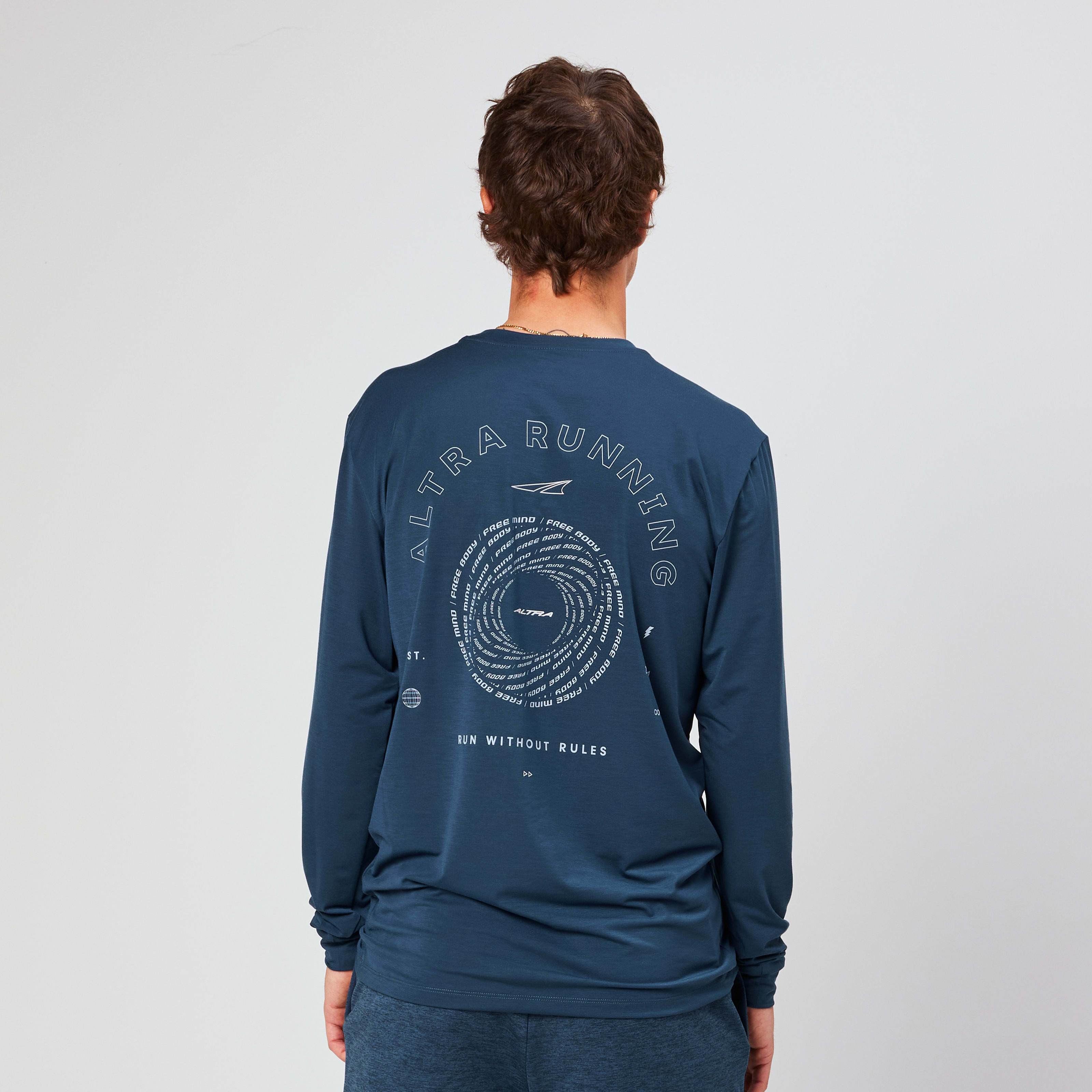 Men's Everyday Performance Long Sleeve - 2