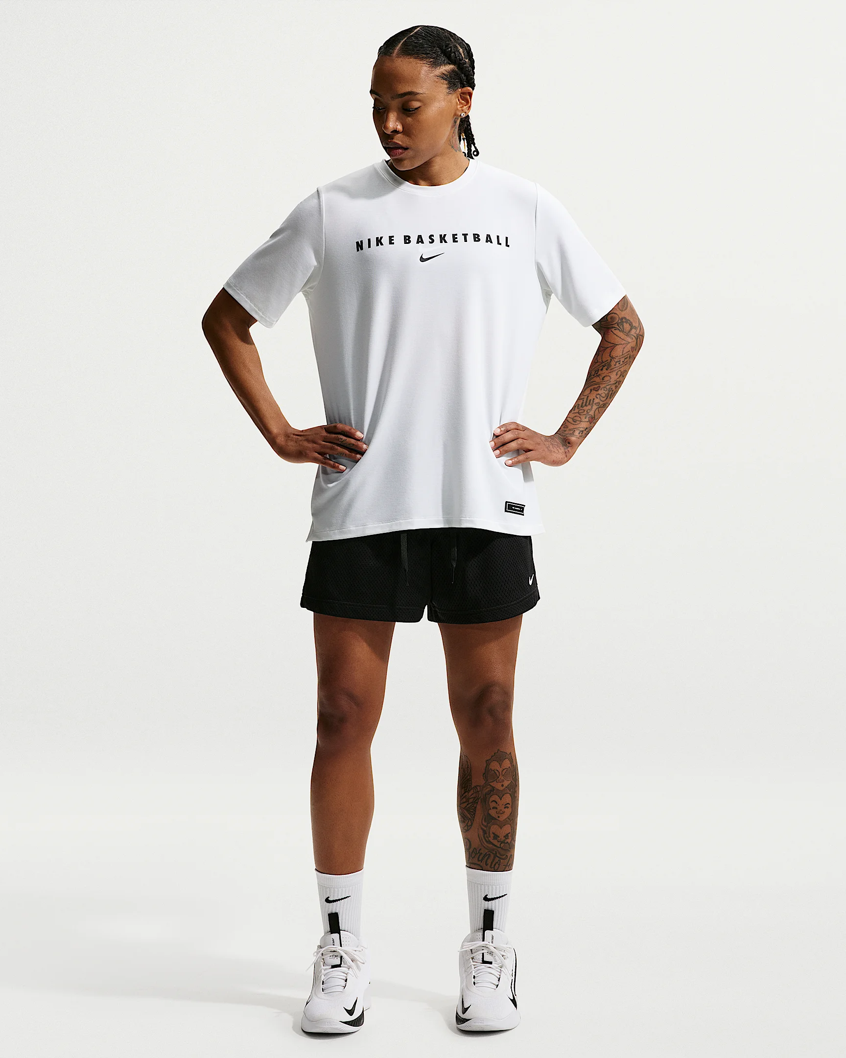 Nike Essential Women's Dri-FIT Mesh Basketball Shorts - 1