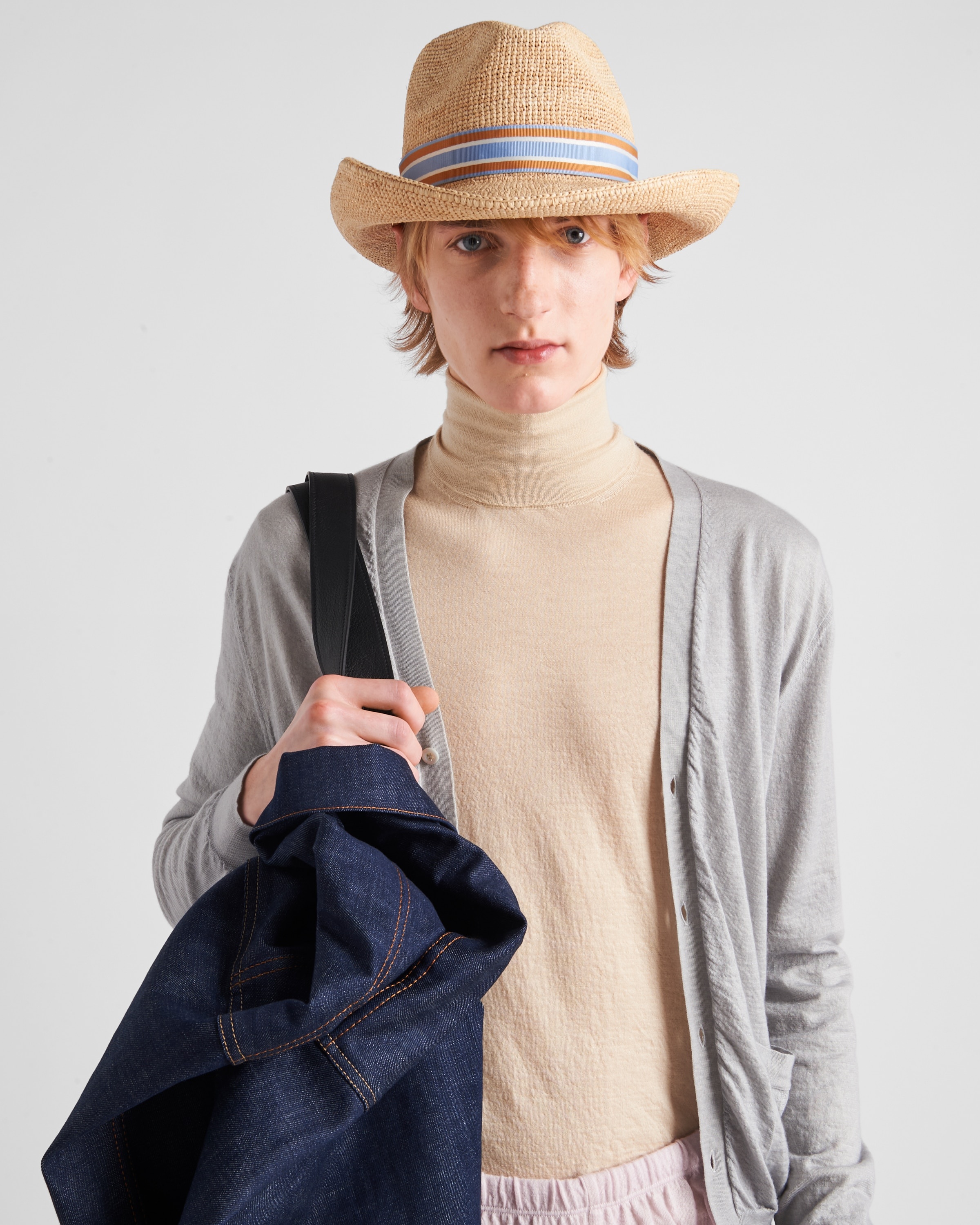Cashmere turtleneck - 4