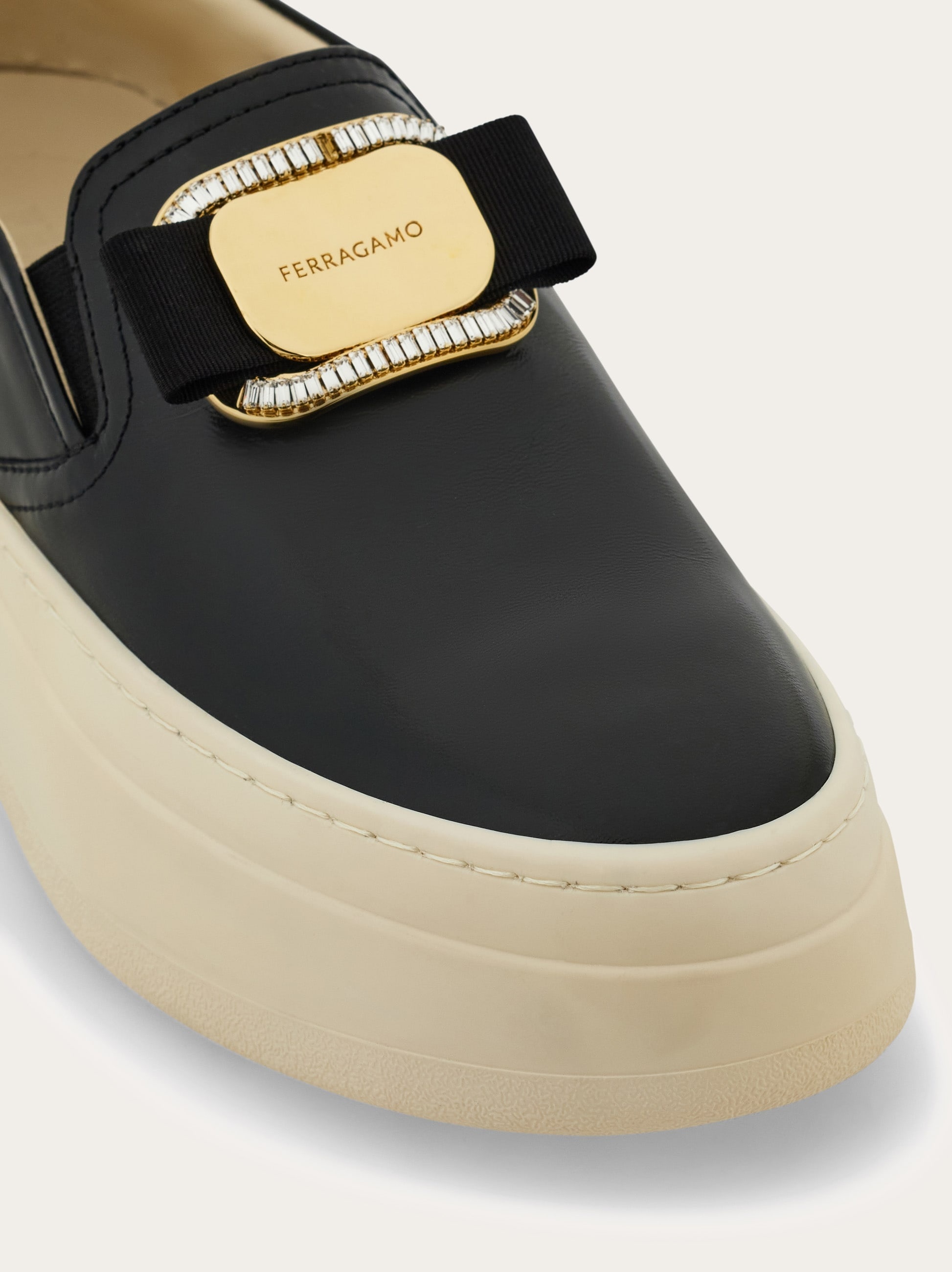New Vara plate slip on with crystals - 6
