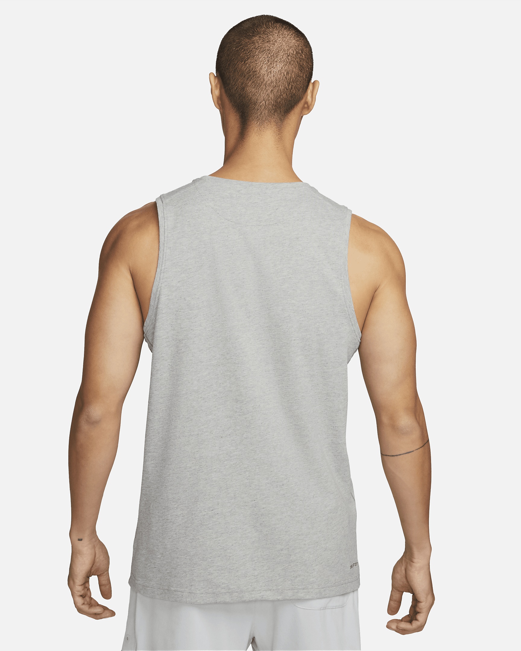 Nike Primary Men's Dri-FIT Versatile Tank - 3