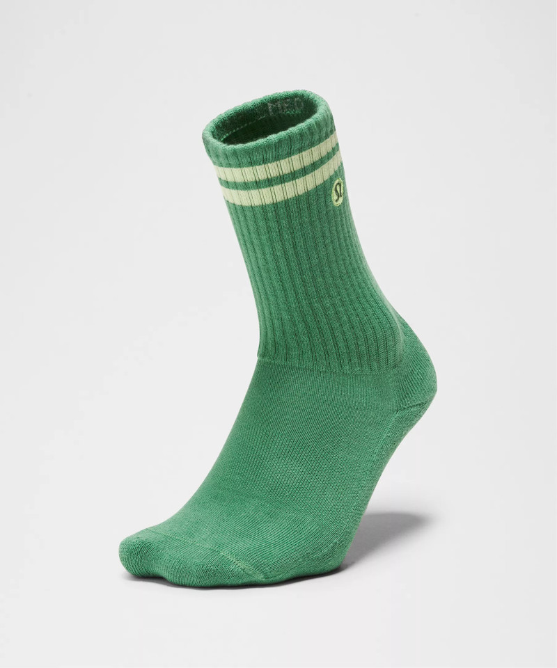 Unisex Daily Essential Crew Socks *Stripe 3